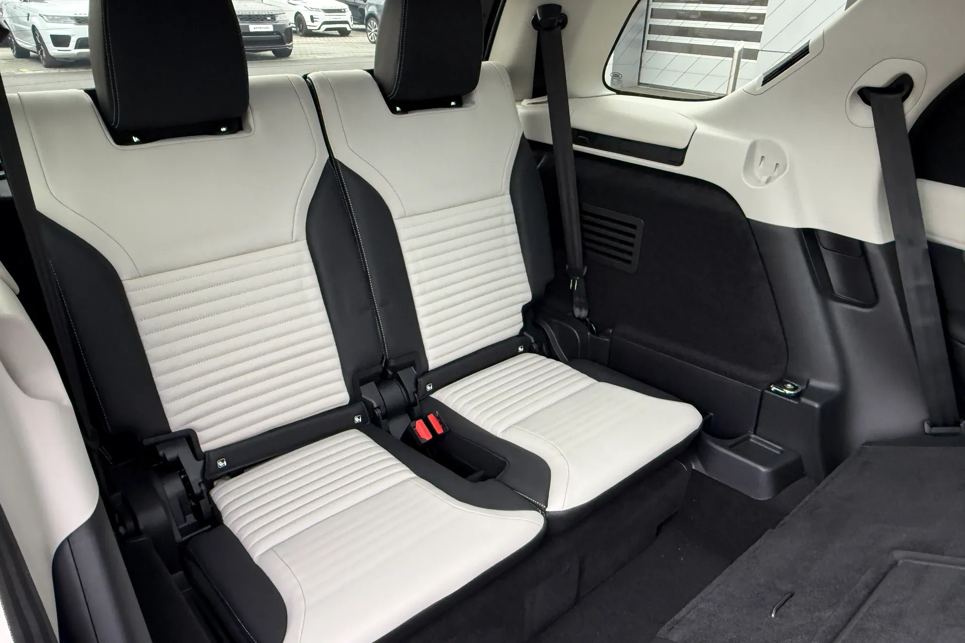 LAND ROVER DISCOVERY thumbnail image number 39