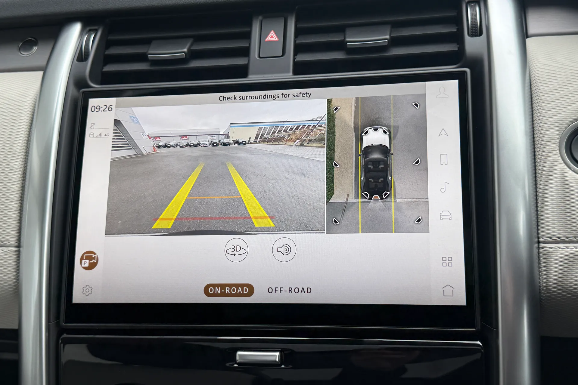 LAND ROVER DISCOVERY thumbnail image number 4