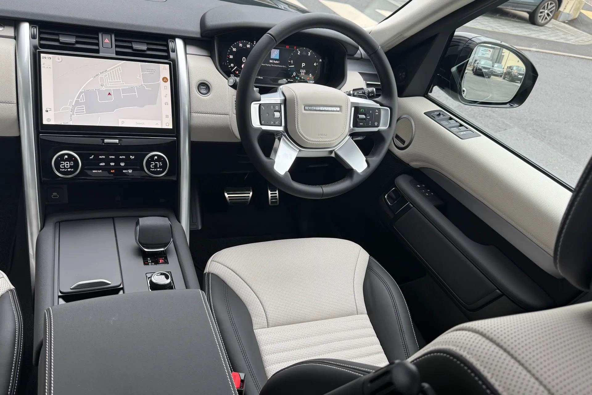 LAND ROVER DISCOVERY thumbnail image number 47