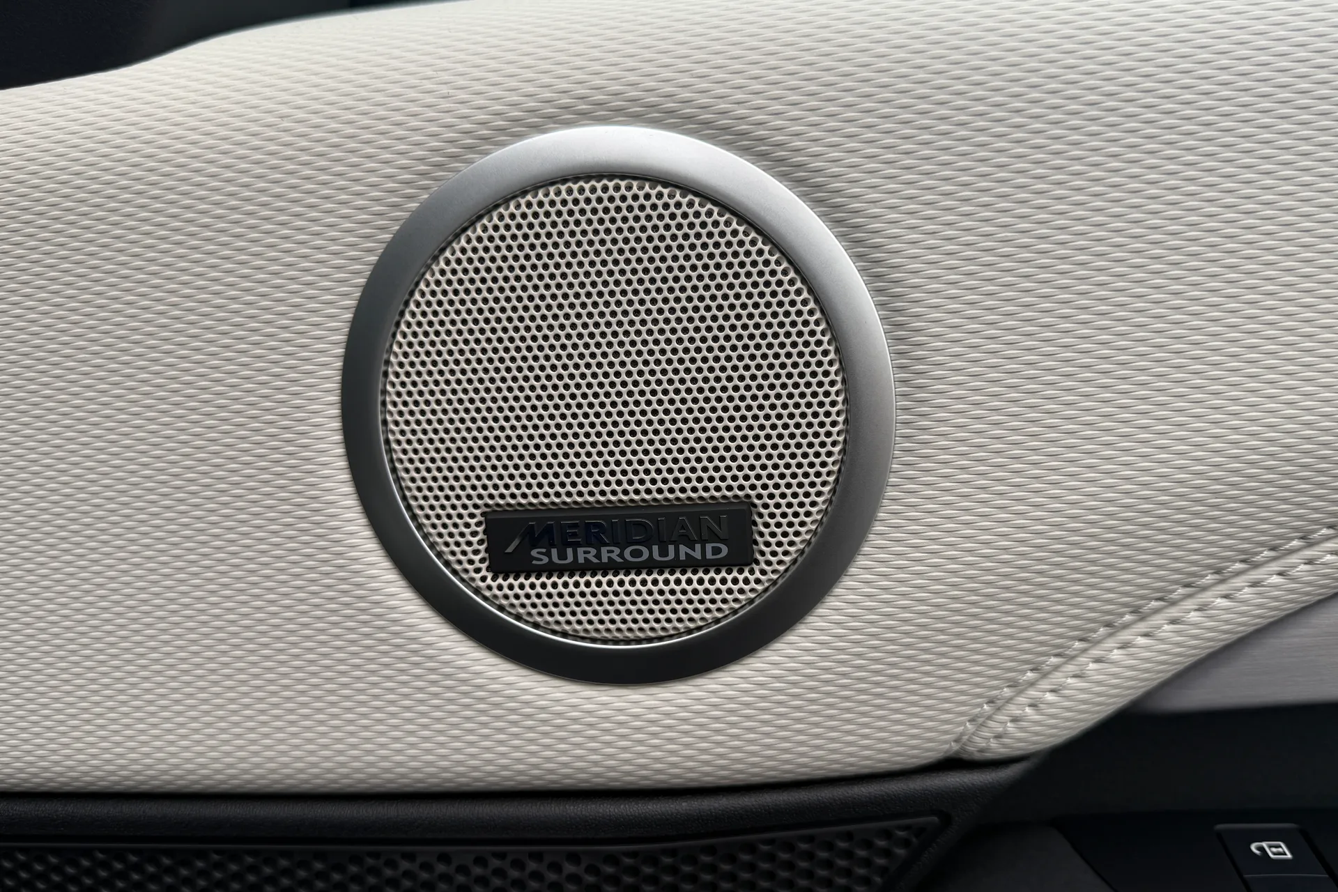 LAND ROVER DISCOVERY thumbnail image number 22