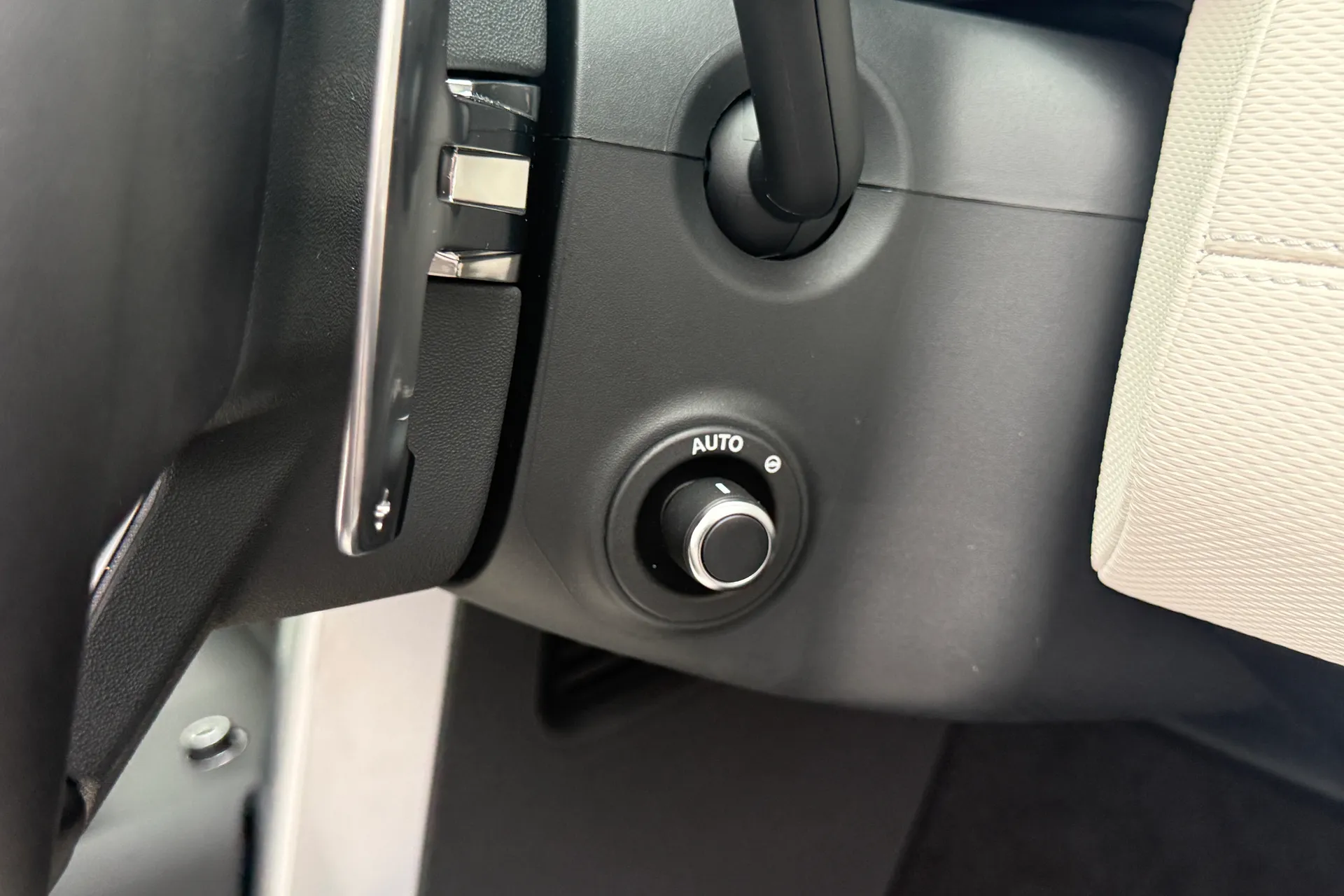 LAND ROVER DISCOVERY thumbnail image number 18