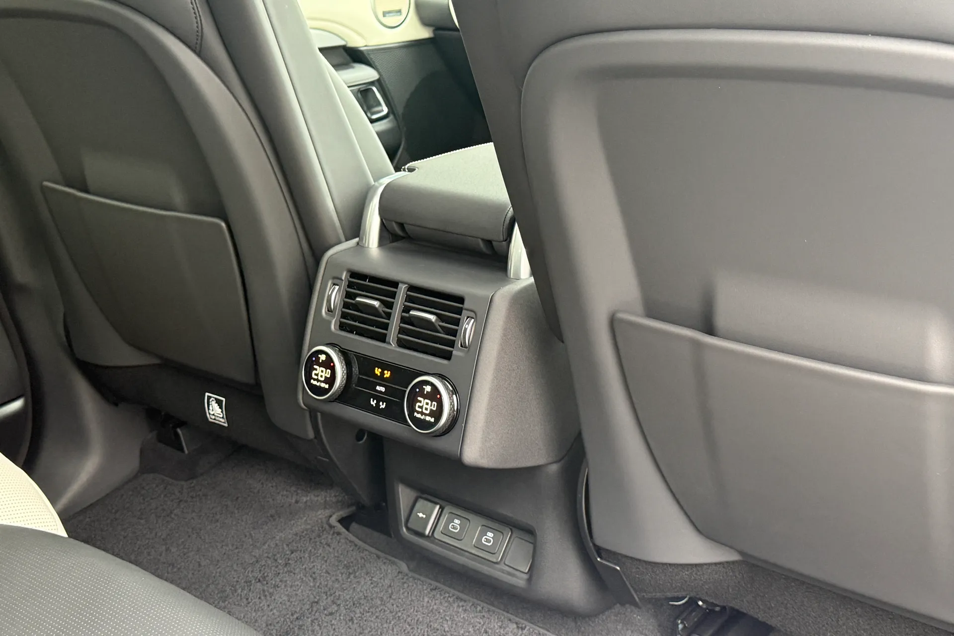 LAND ROVER DISCOVERY thumbnail image number 43