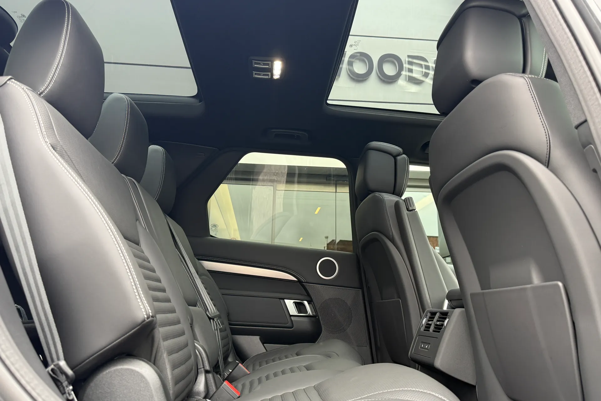 LAND ROVER DISCOVERY thumbnail image number 39