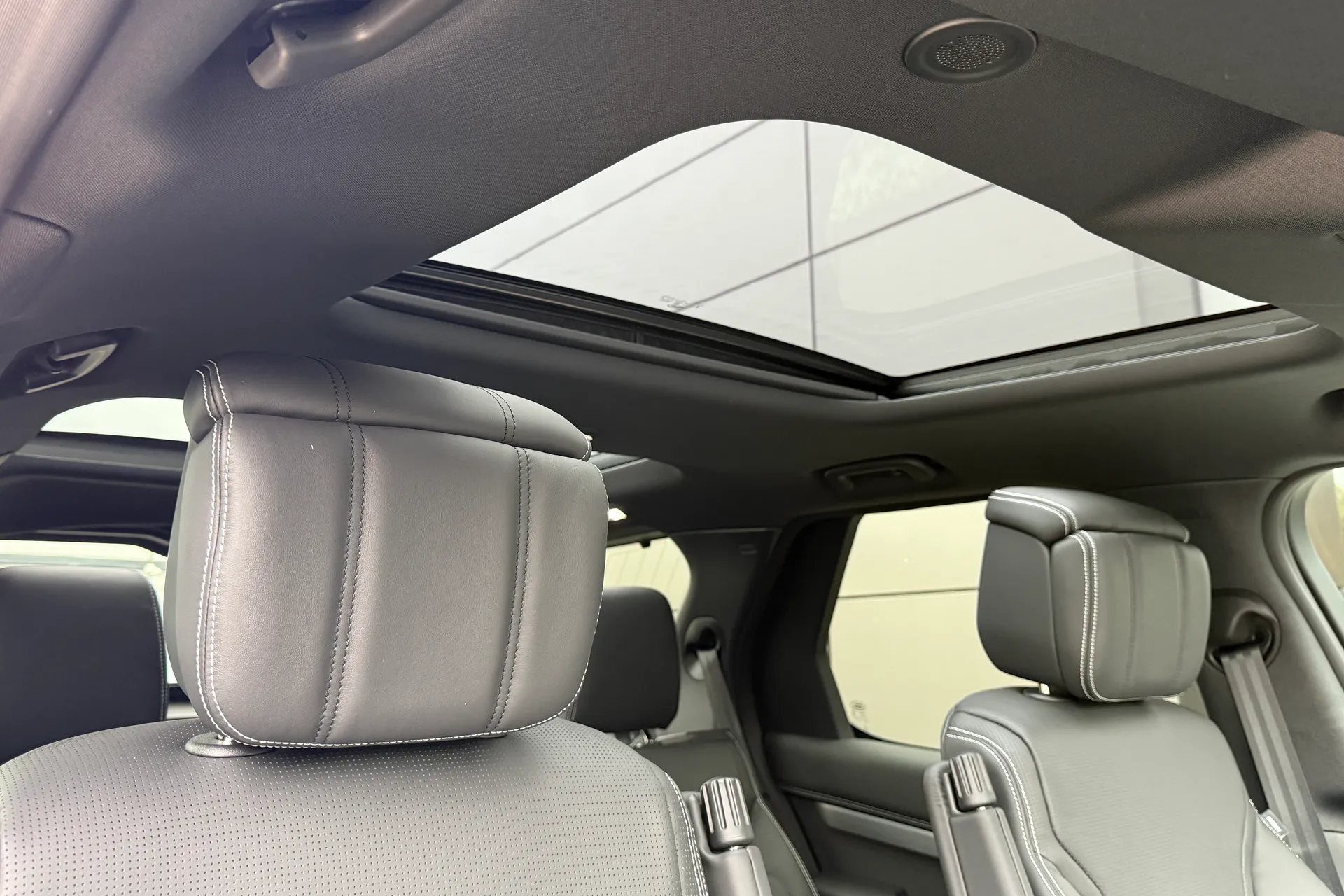 LAND ROVER DISCOVERY thumbnail image number 8