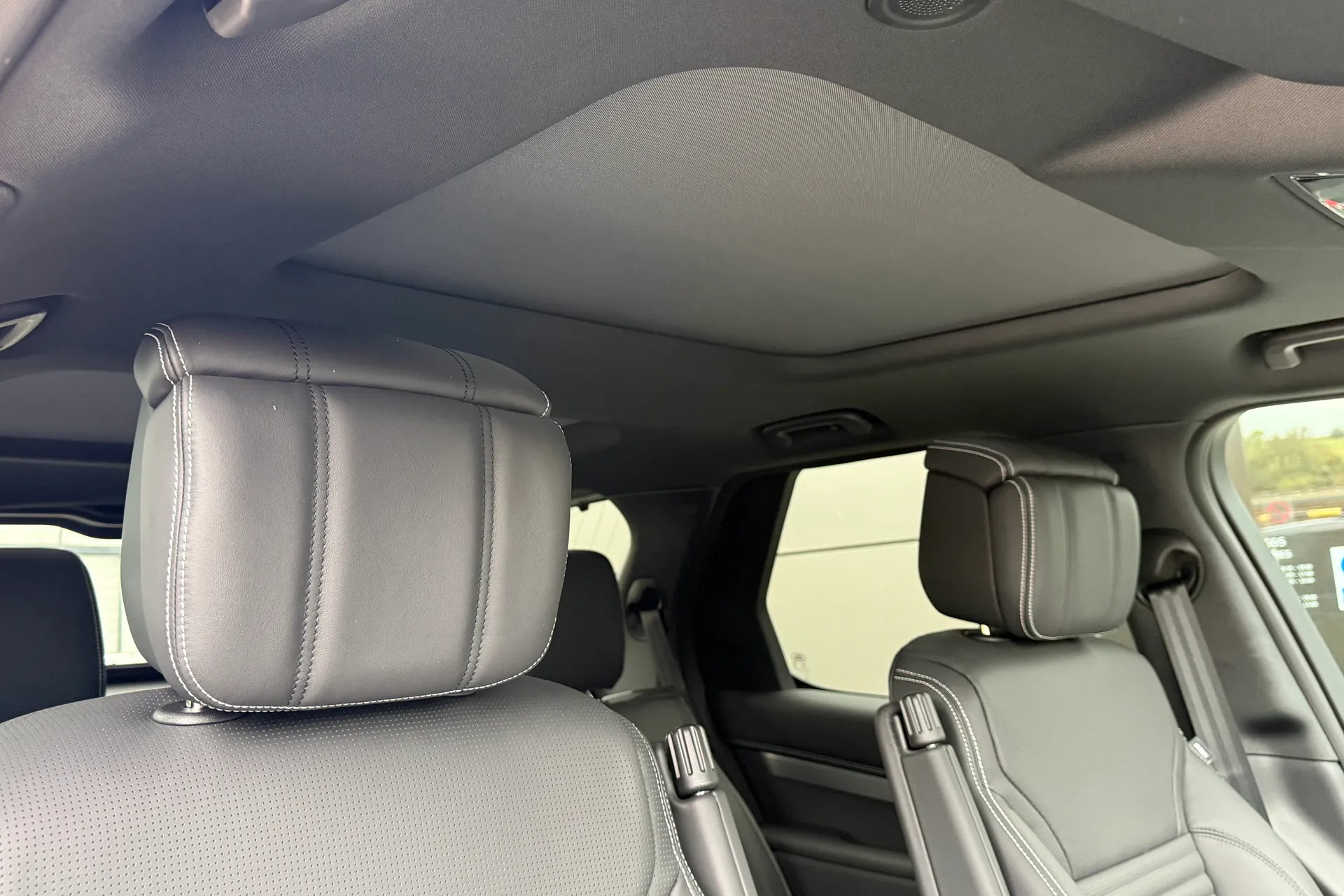 LAND ROVER DISCOVERY thumbnail image number 7