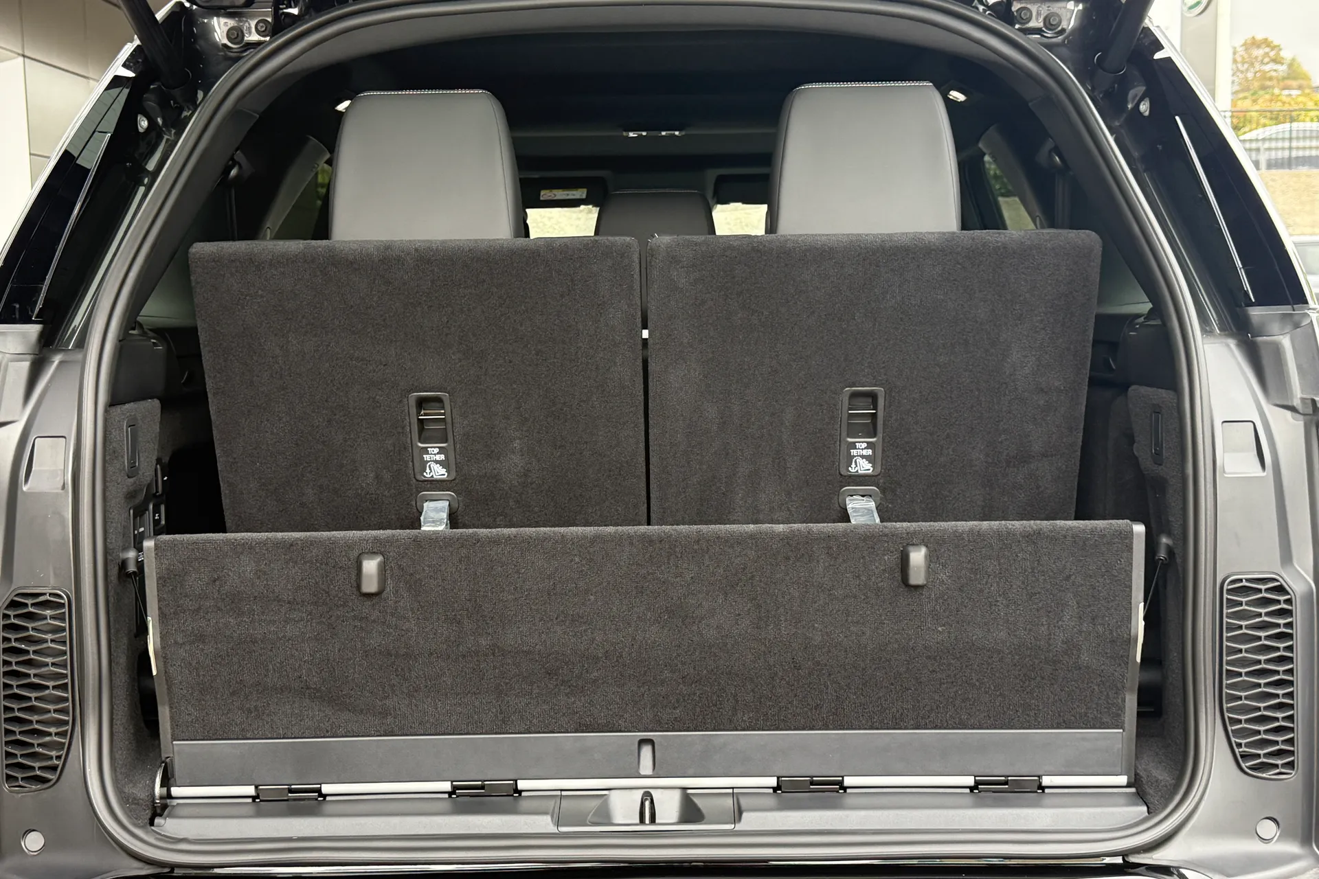 LAND ROVER DISCOVERY thumbnail image number 34