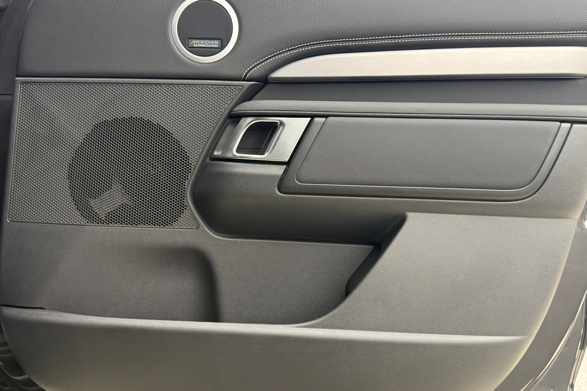 LAND ROVER DISCOVERY thumbnail image number 19