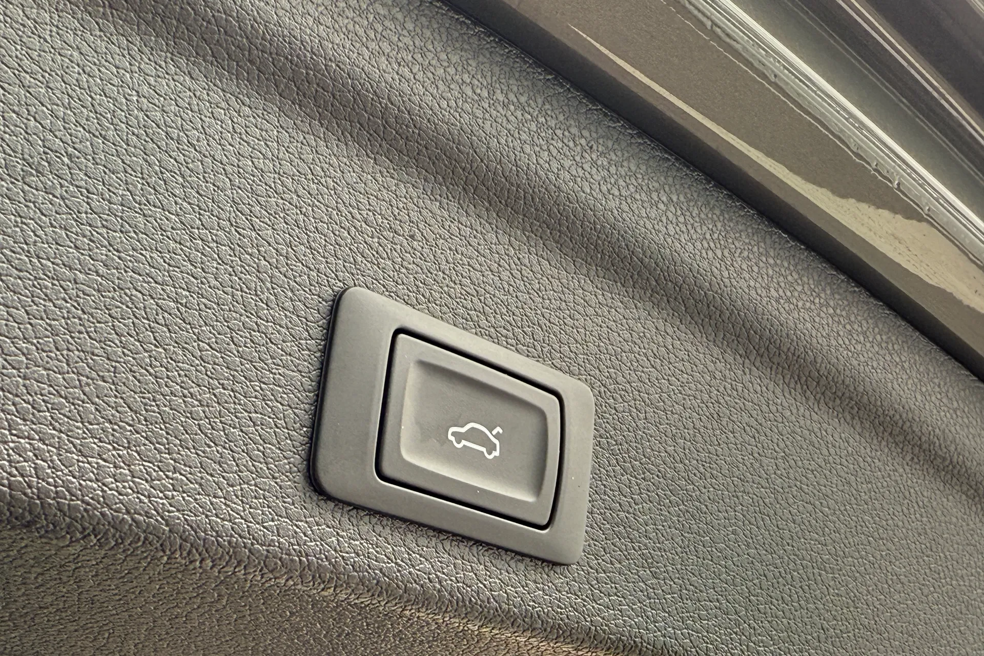 Audi Q3 thumbnail image number 44