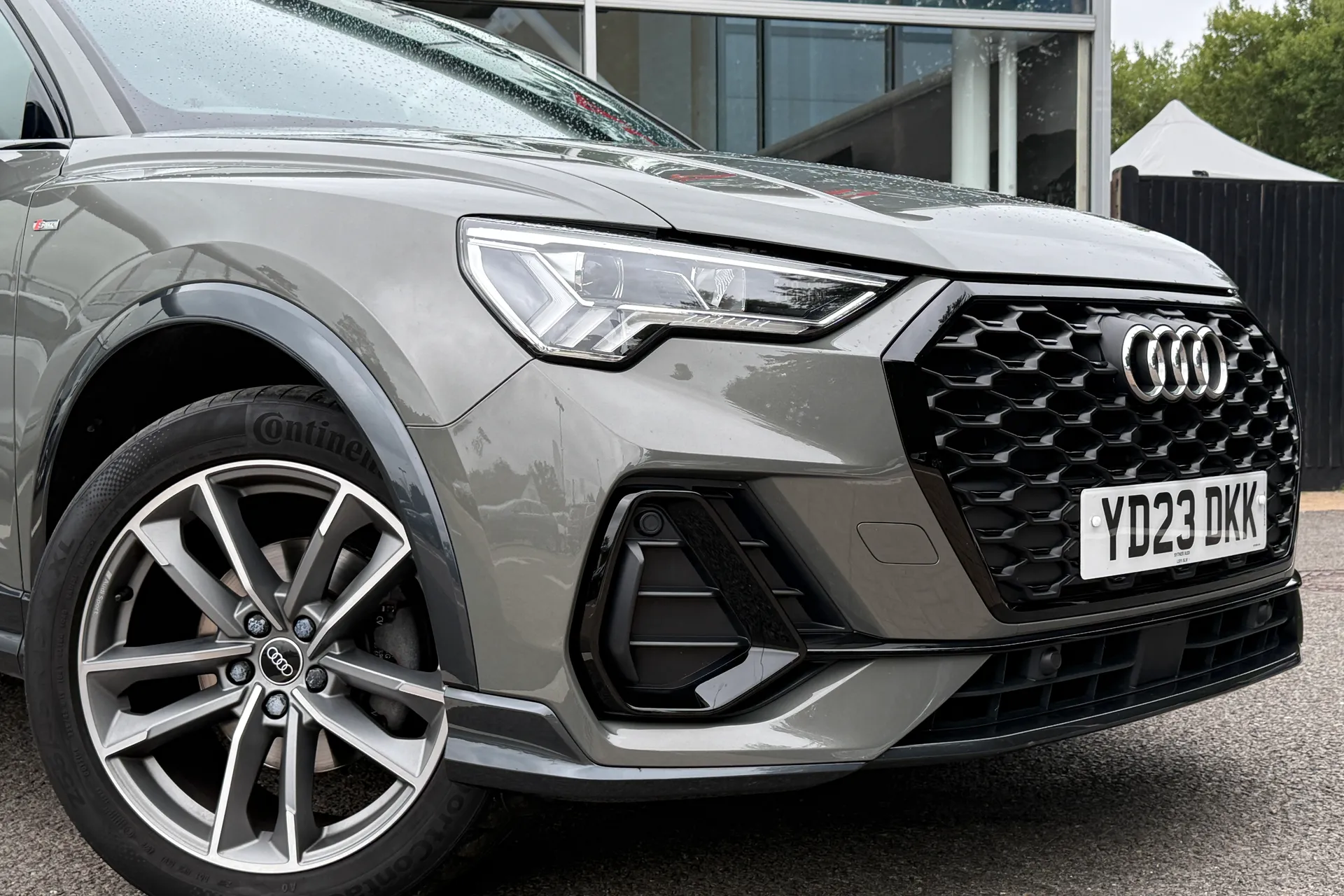 Audi Q3 thumbnail image number 5