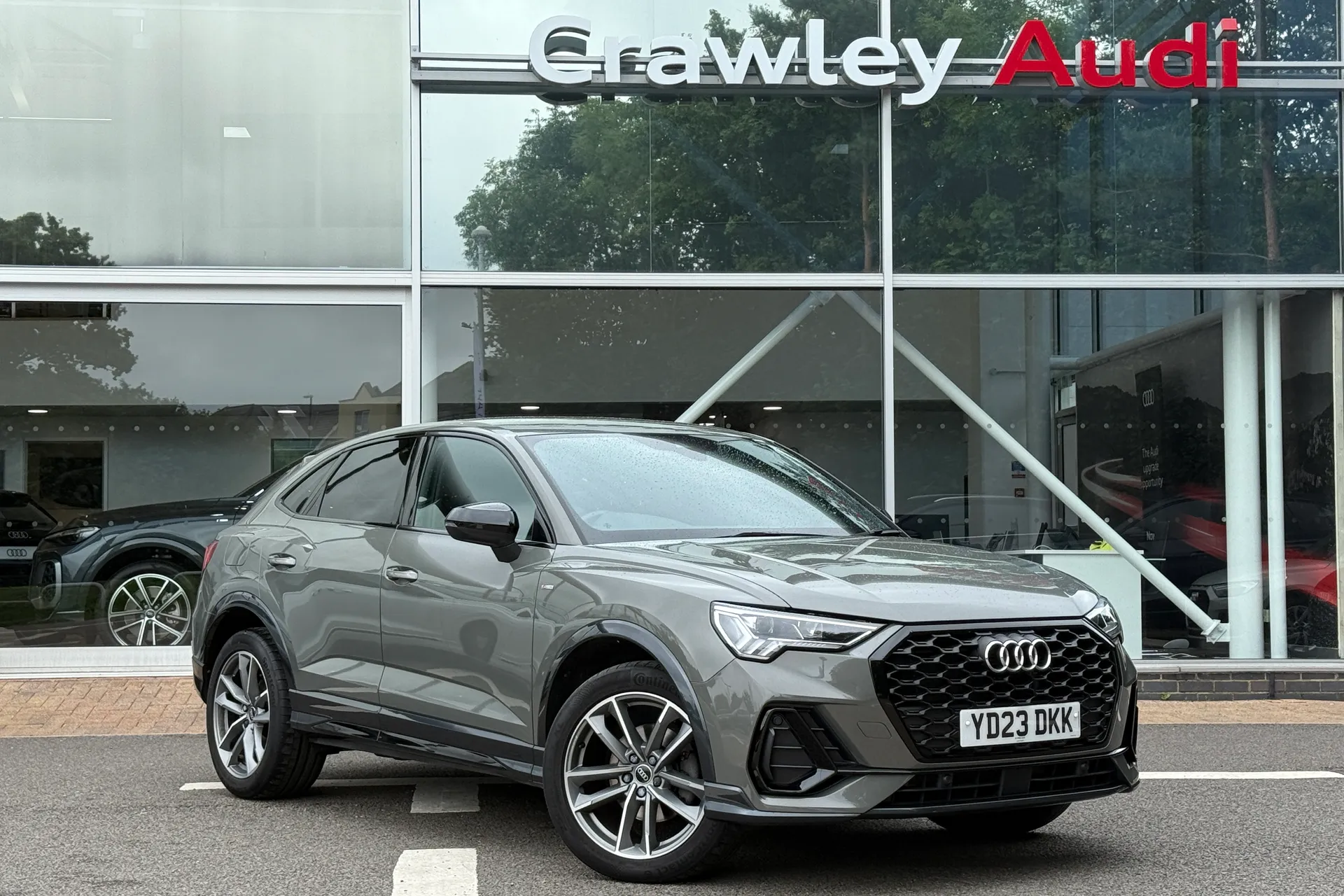 Audi Q3 focused image