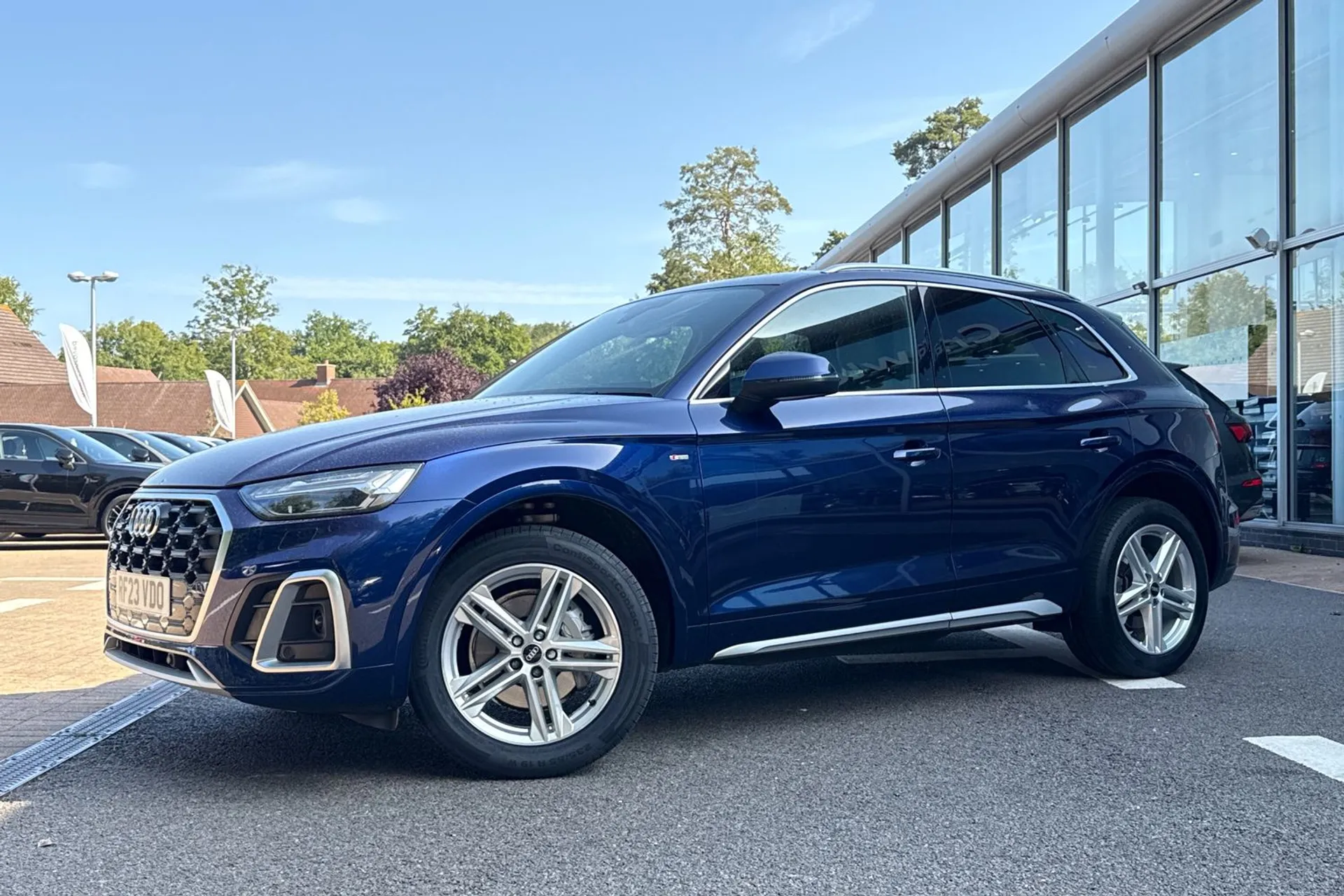 Audi Q5 thumbnail image number 10