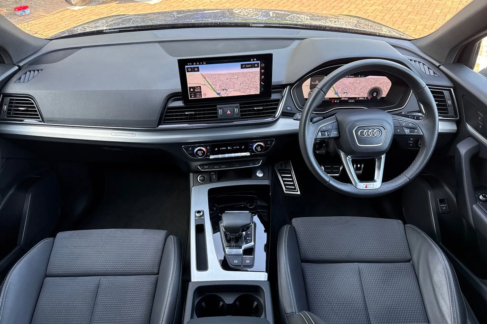 Audi Q5 thumbnail image number 31