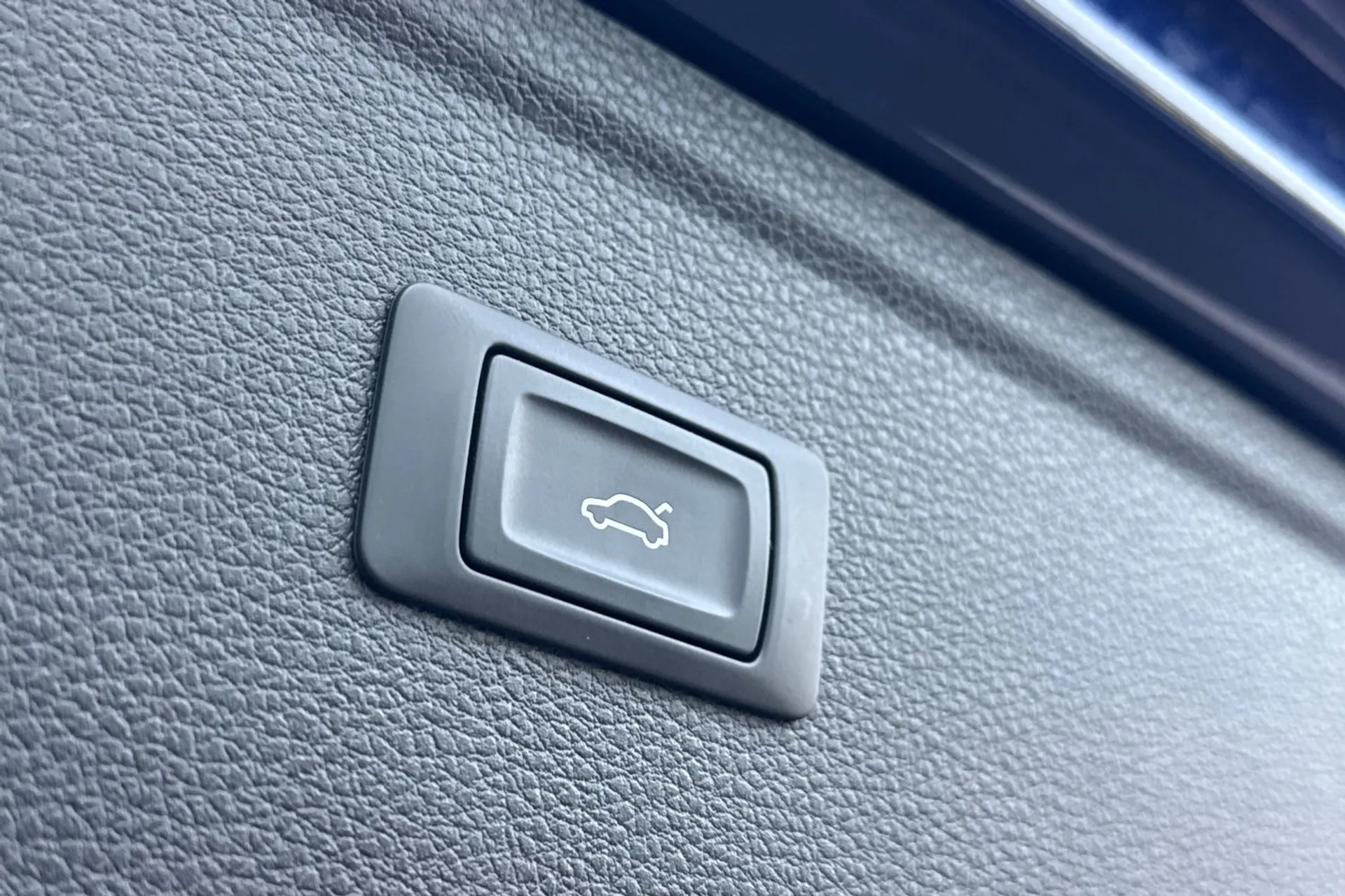 Audi Q5 thumbnail image number 19