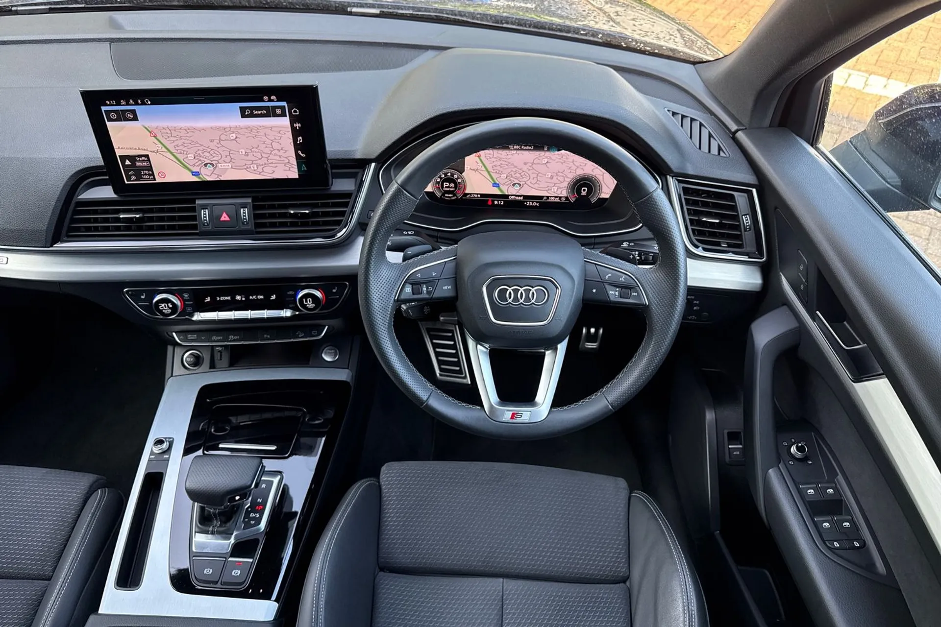 Audi Q5 thumbnail image number 34