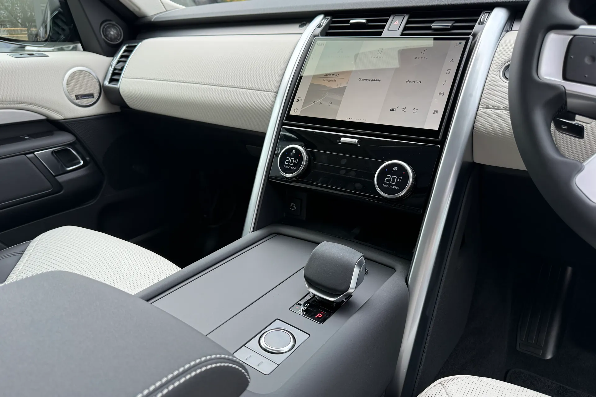 LAND ROVER DISCOVERY thumbnail image number 13