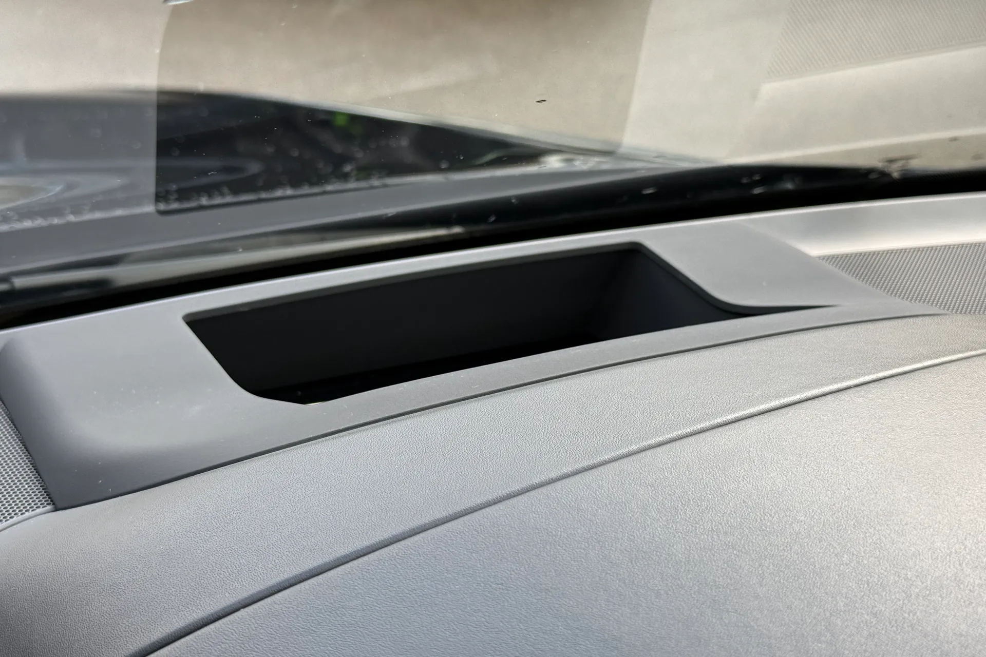 Bentley BENTAYGA thumbnail image number 73