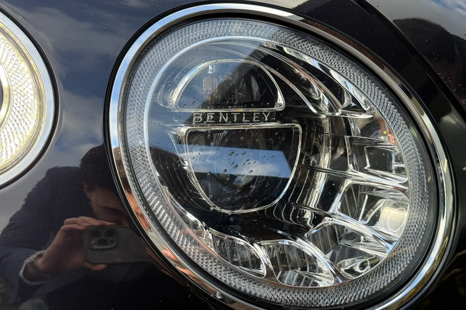 Bentley BENTAYGA thumbnail image number 65