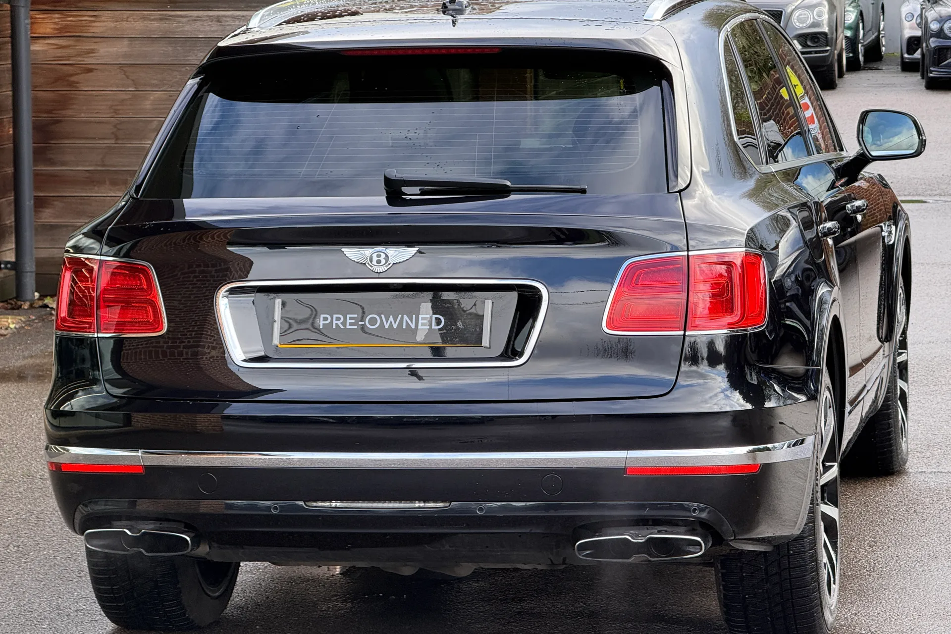 Bentley BENTAYGA thumbnail image number 16