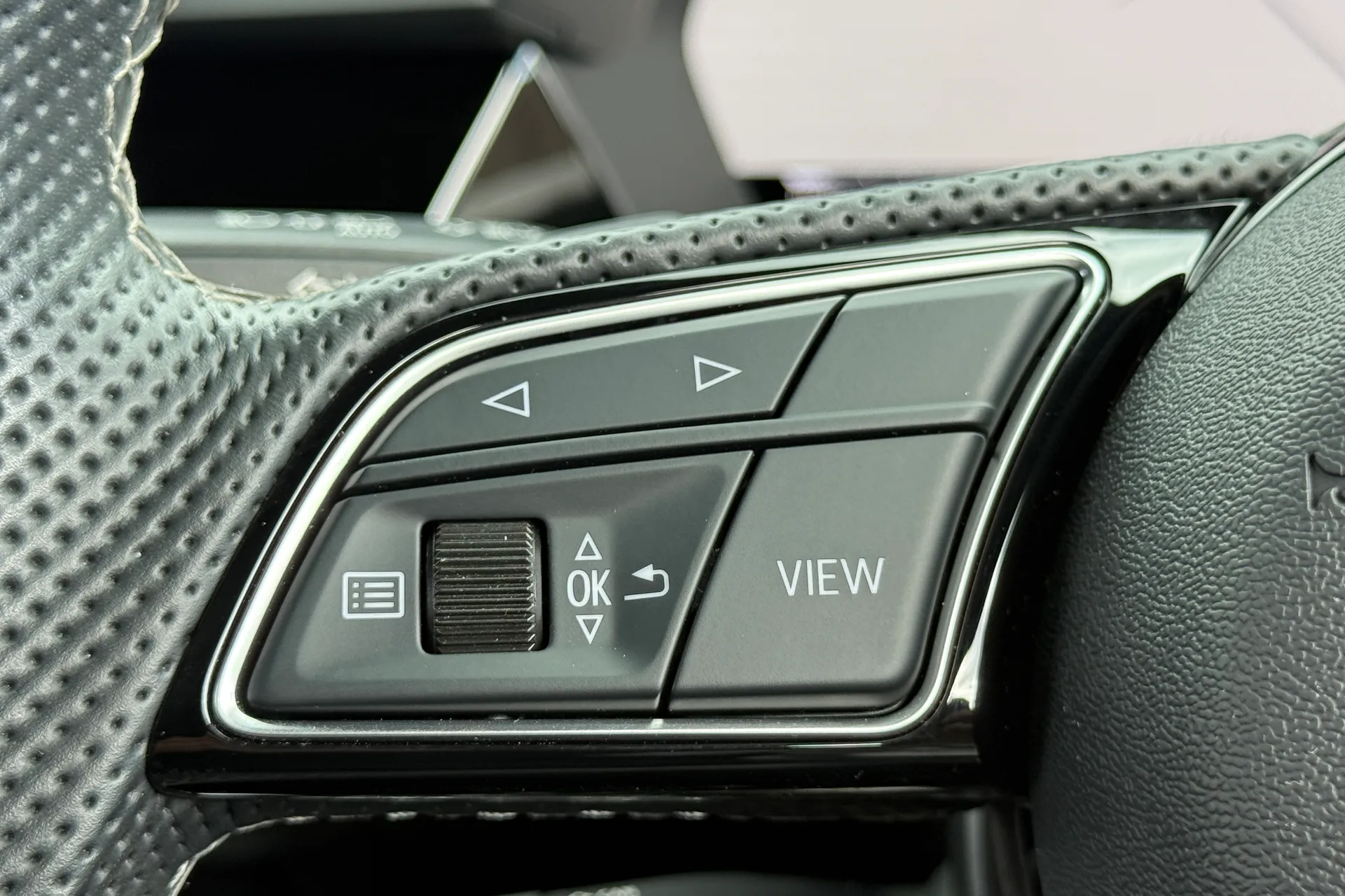 Audi A3 thumbnail image number 26