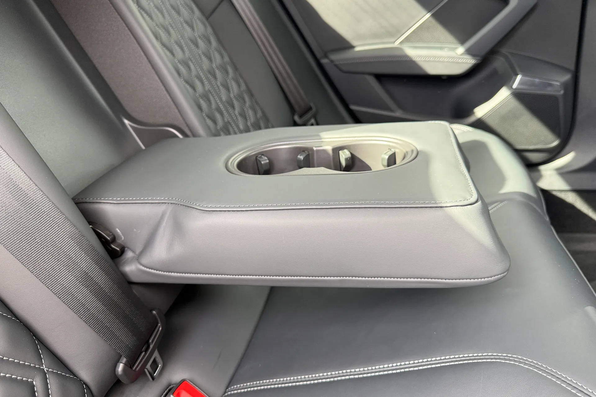 Audi A3 thumbnail image number 52