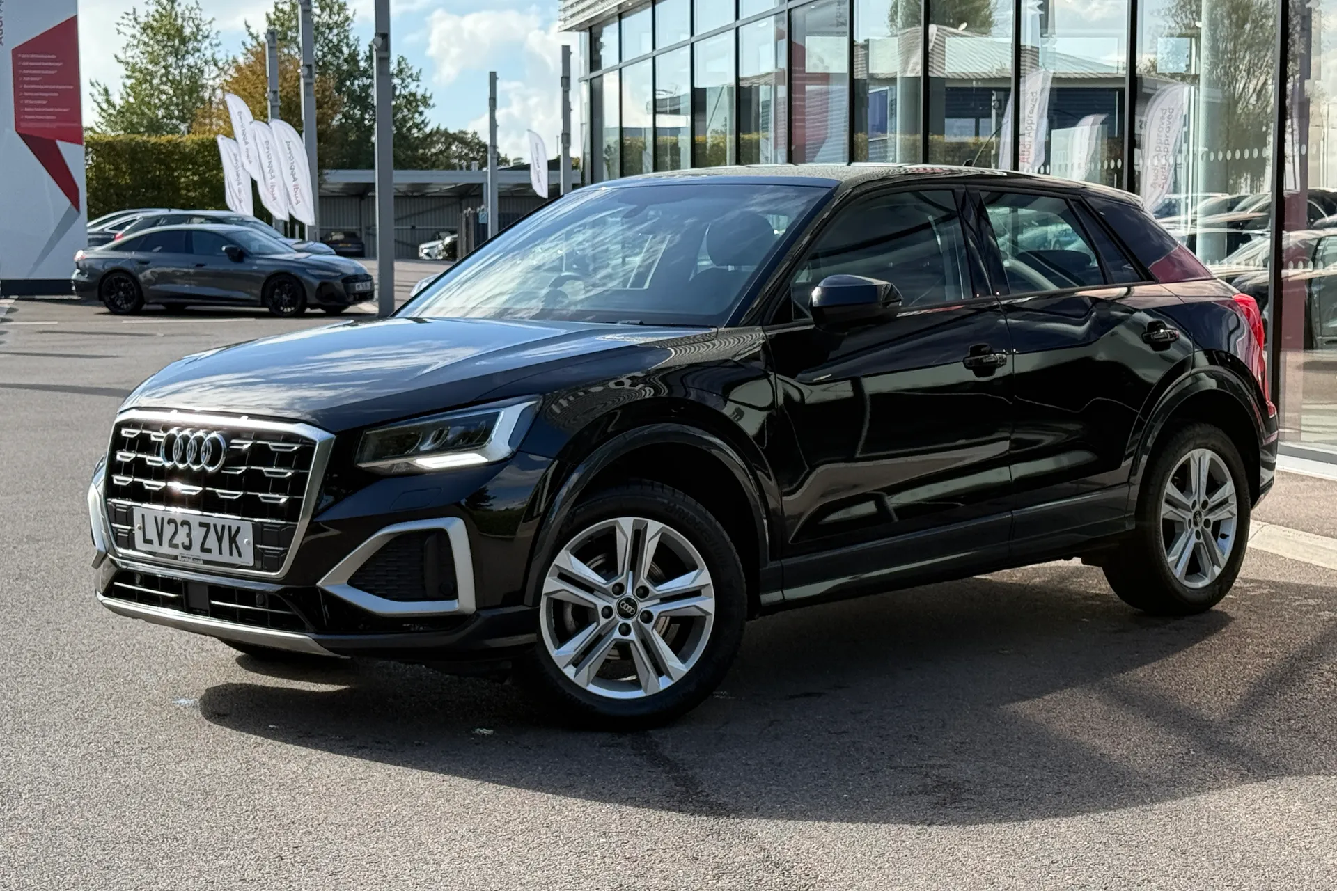 Audi Q2 thumbnail image number 8