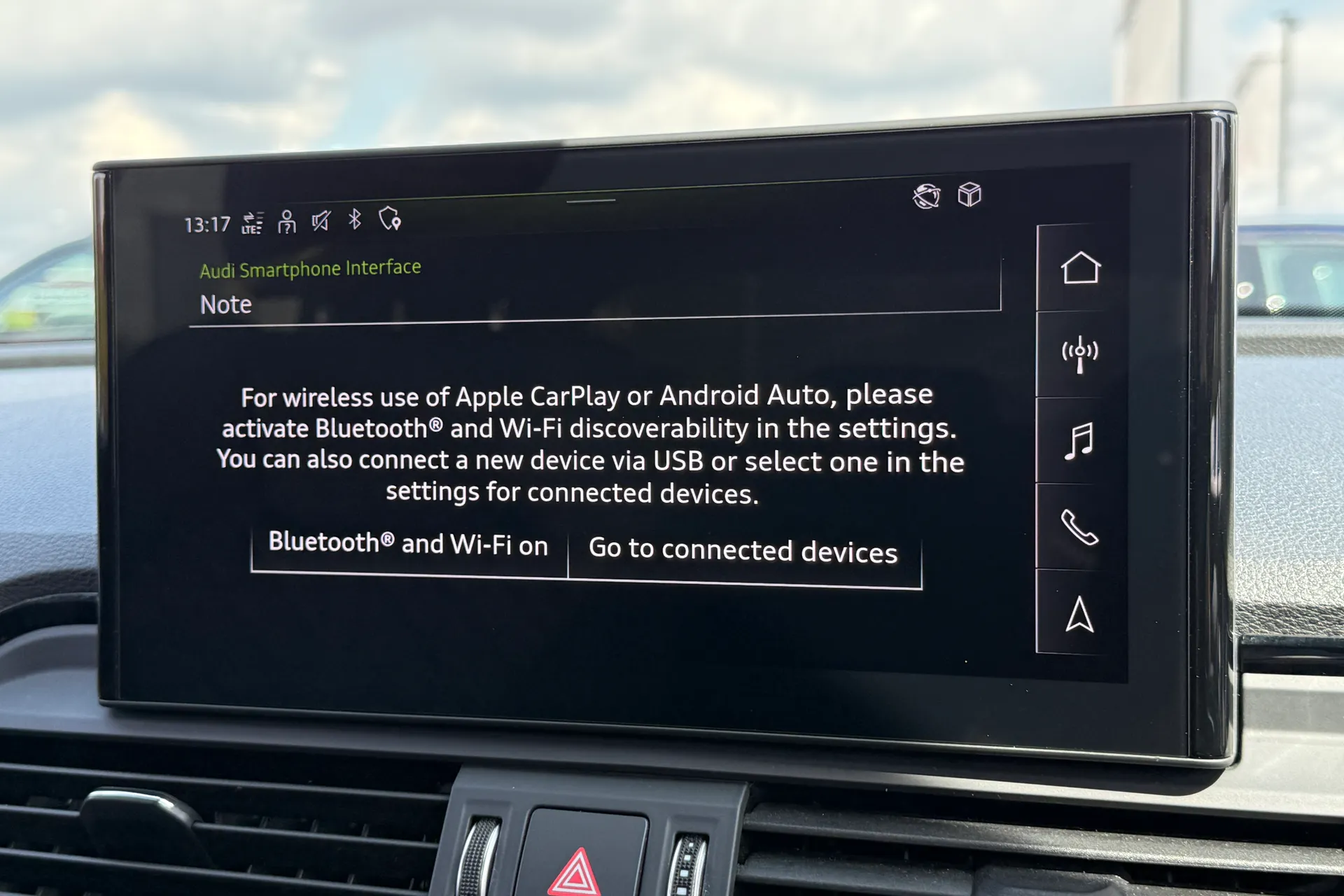 Audi Q5 thumbnail image number 15