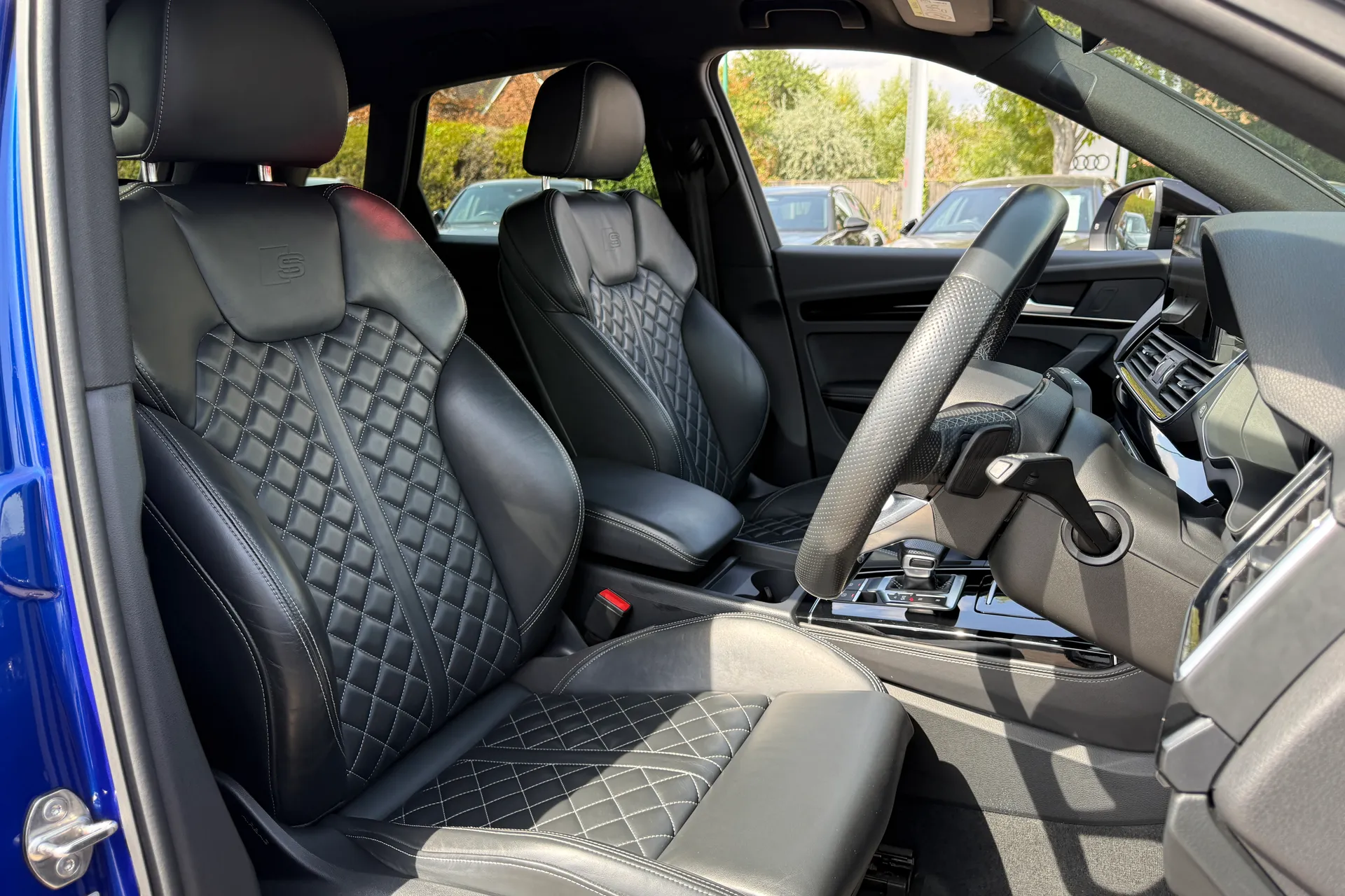 Audi Q5 thumbnail image number 30