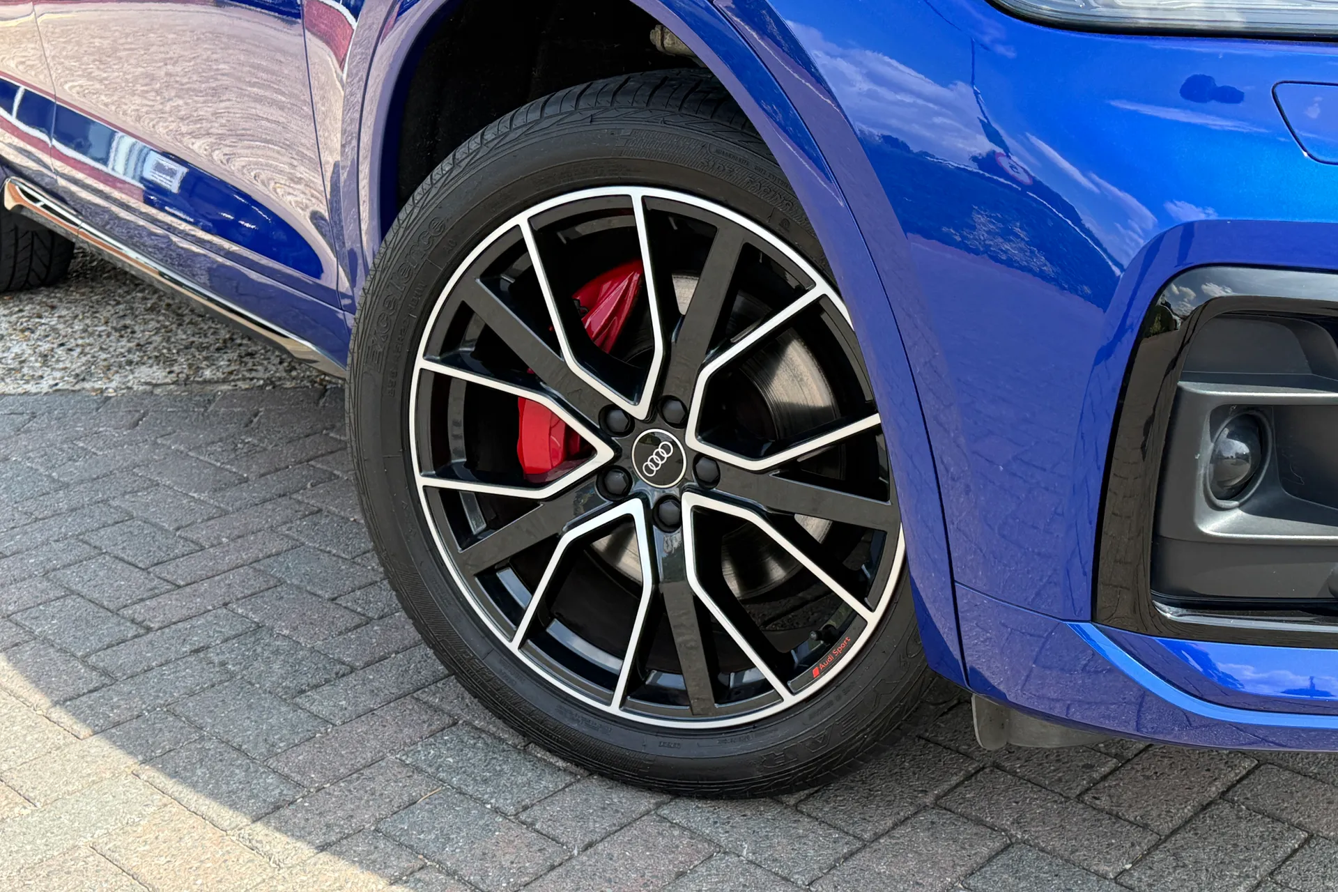 Audi Q5 thumbnail image number 7