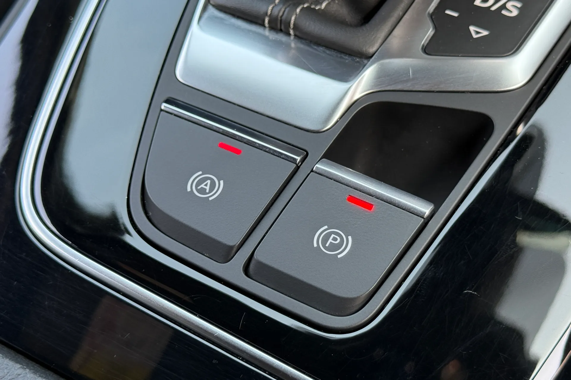Audi Q5 thumbnail image number 45