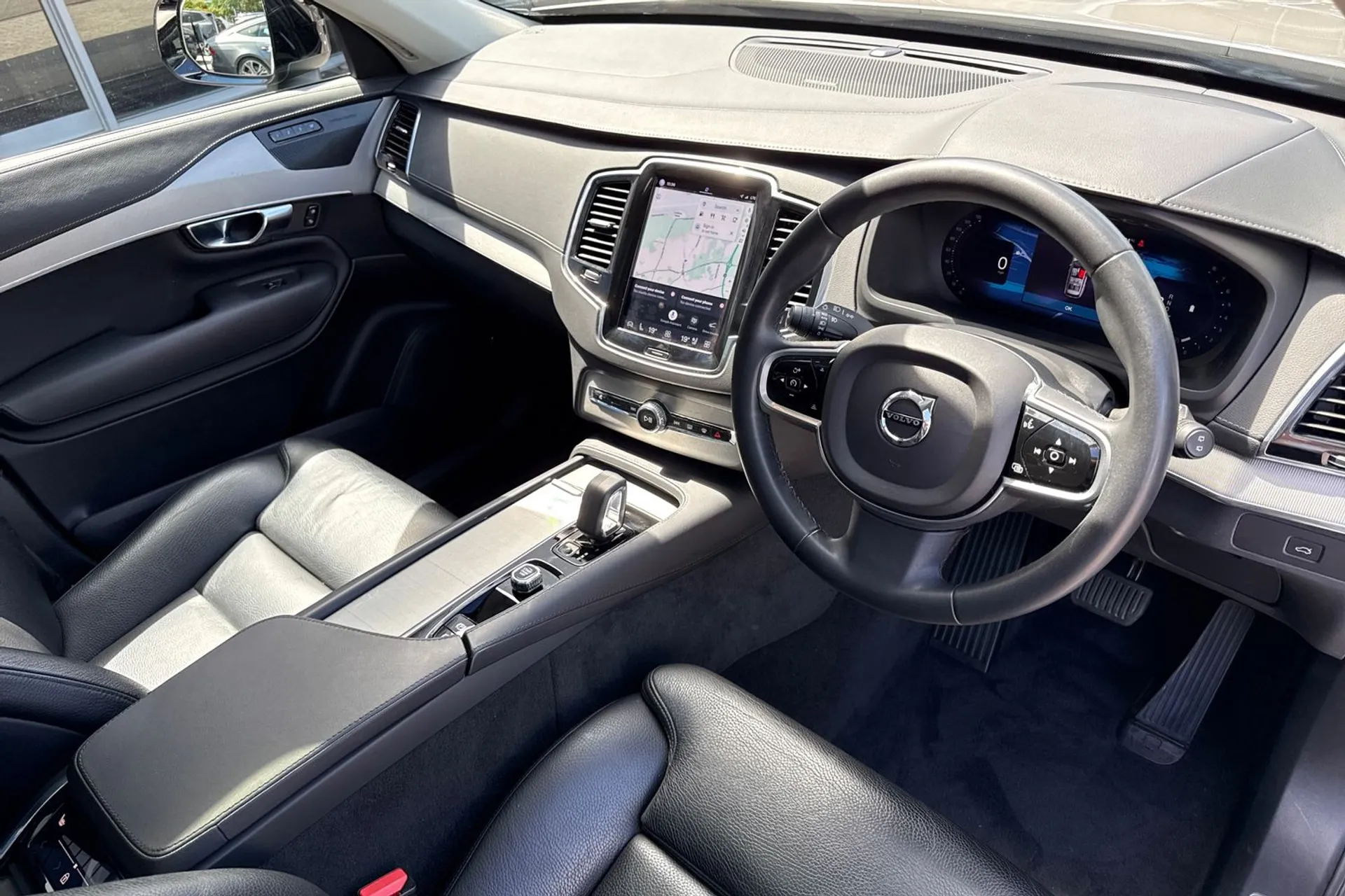 Volvo XC90 thumbnail image number 27