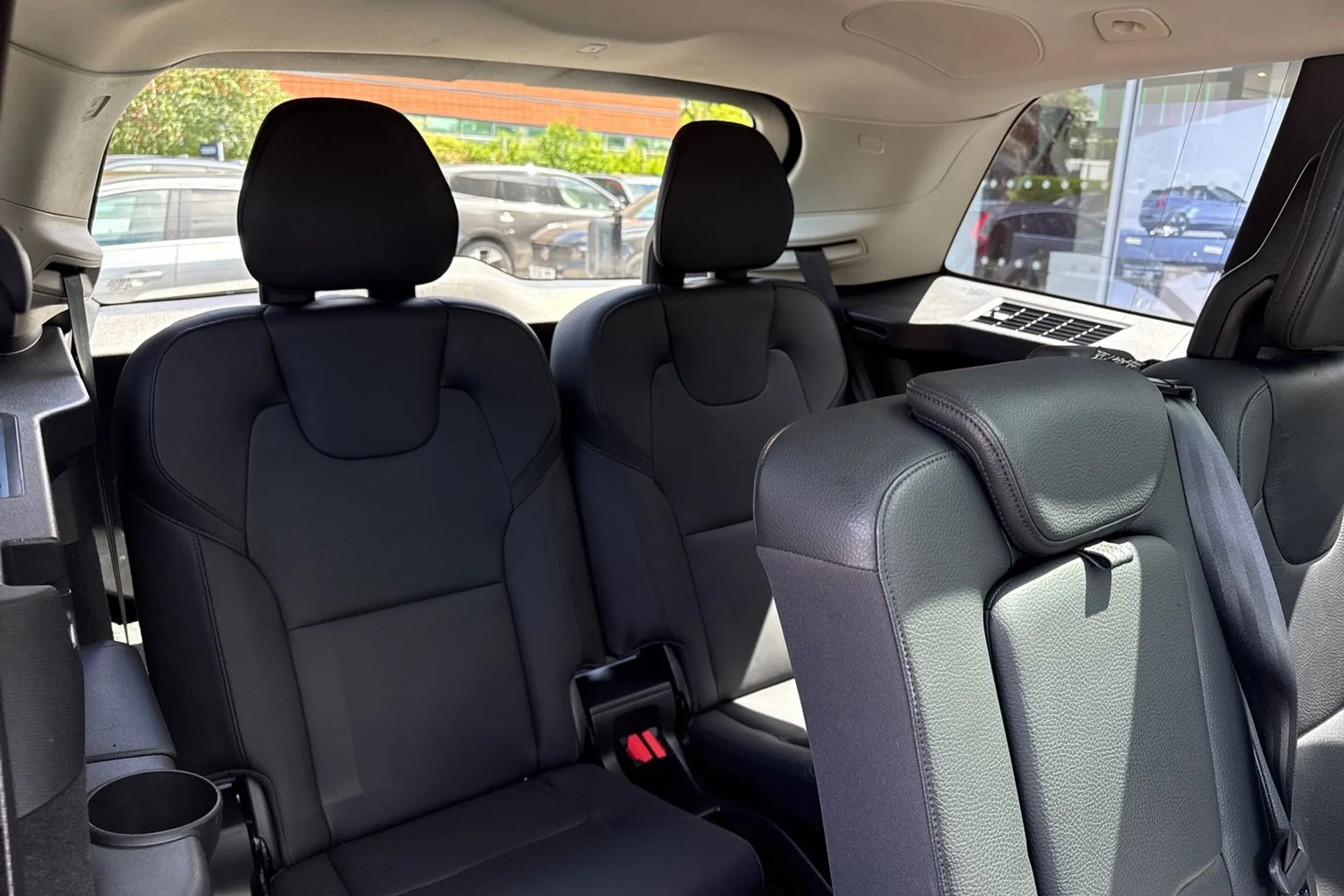Volvo XC90 thumbnail image number 6