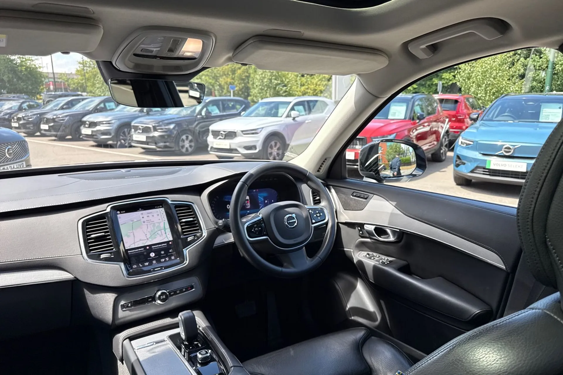 Volvo XC90 thumbnail image number 35