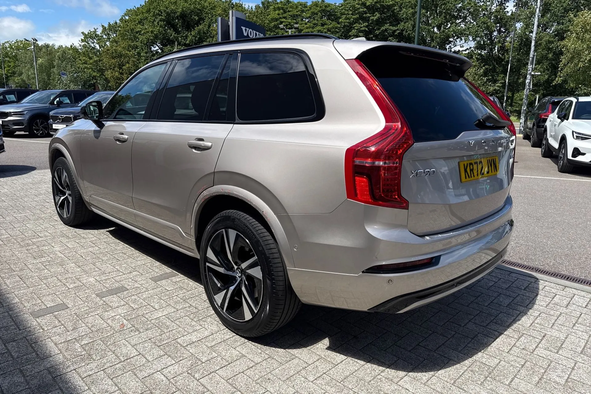 Volvo XC90 thumbnail image number 11