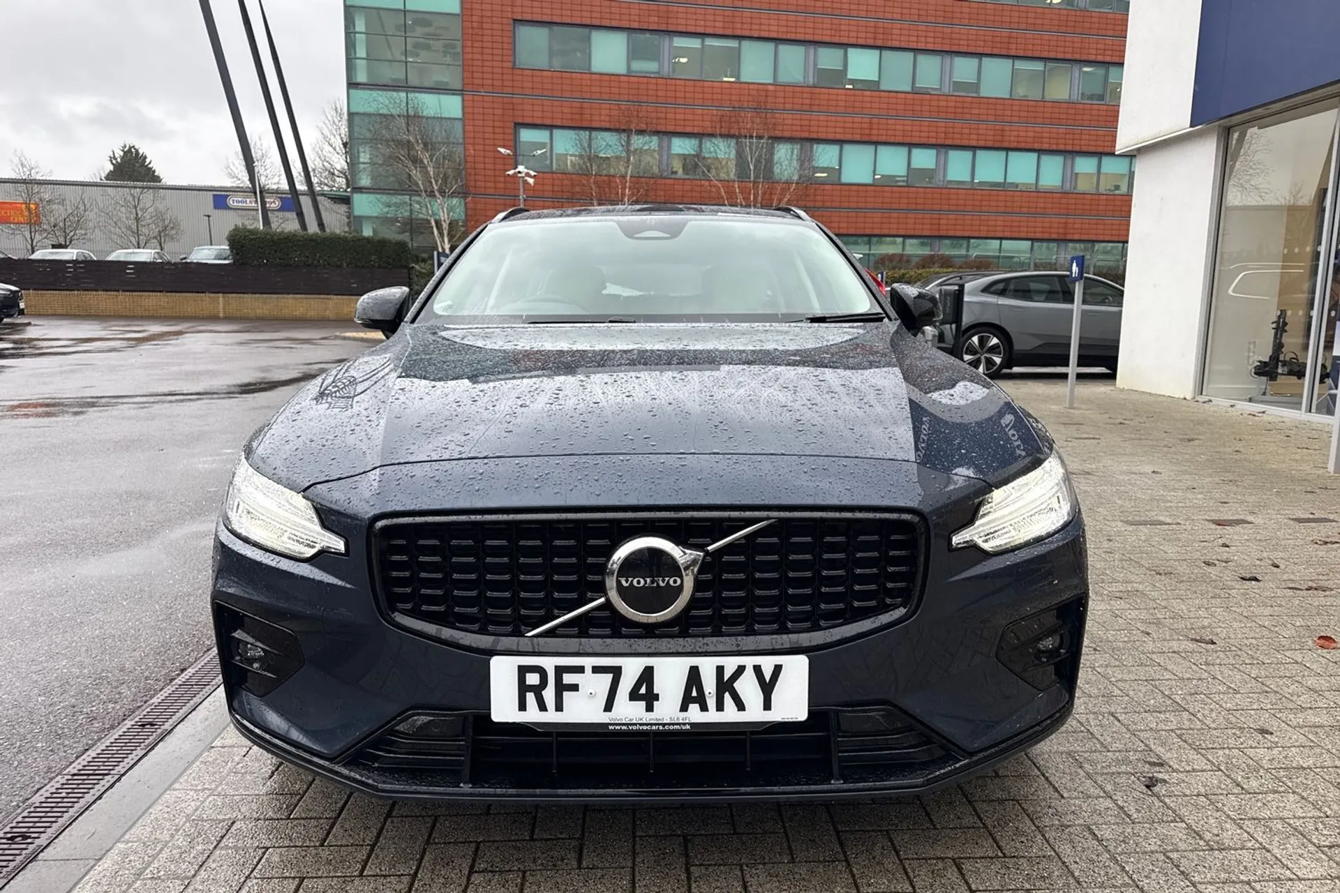 Volvo V60 thumbnail image number 13