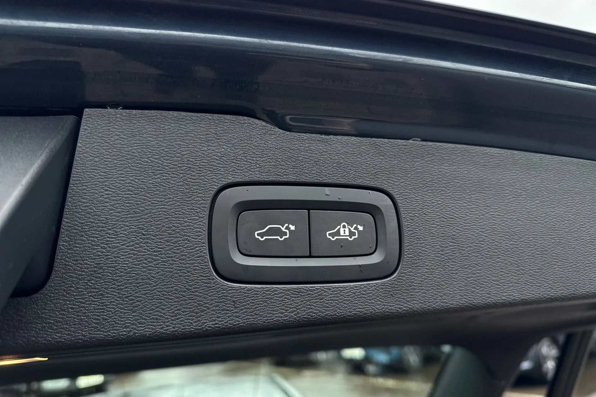 Volvo V60 thumbnail image number 19