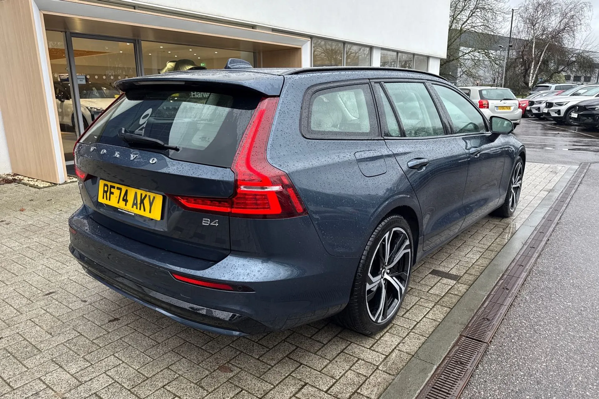 Volvo V60 thumbnail image number 8