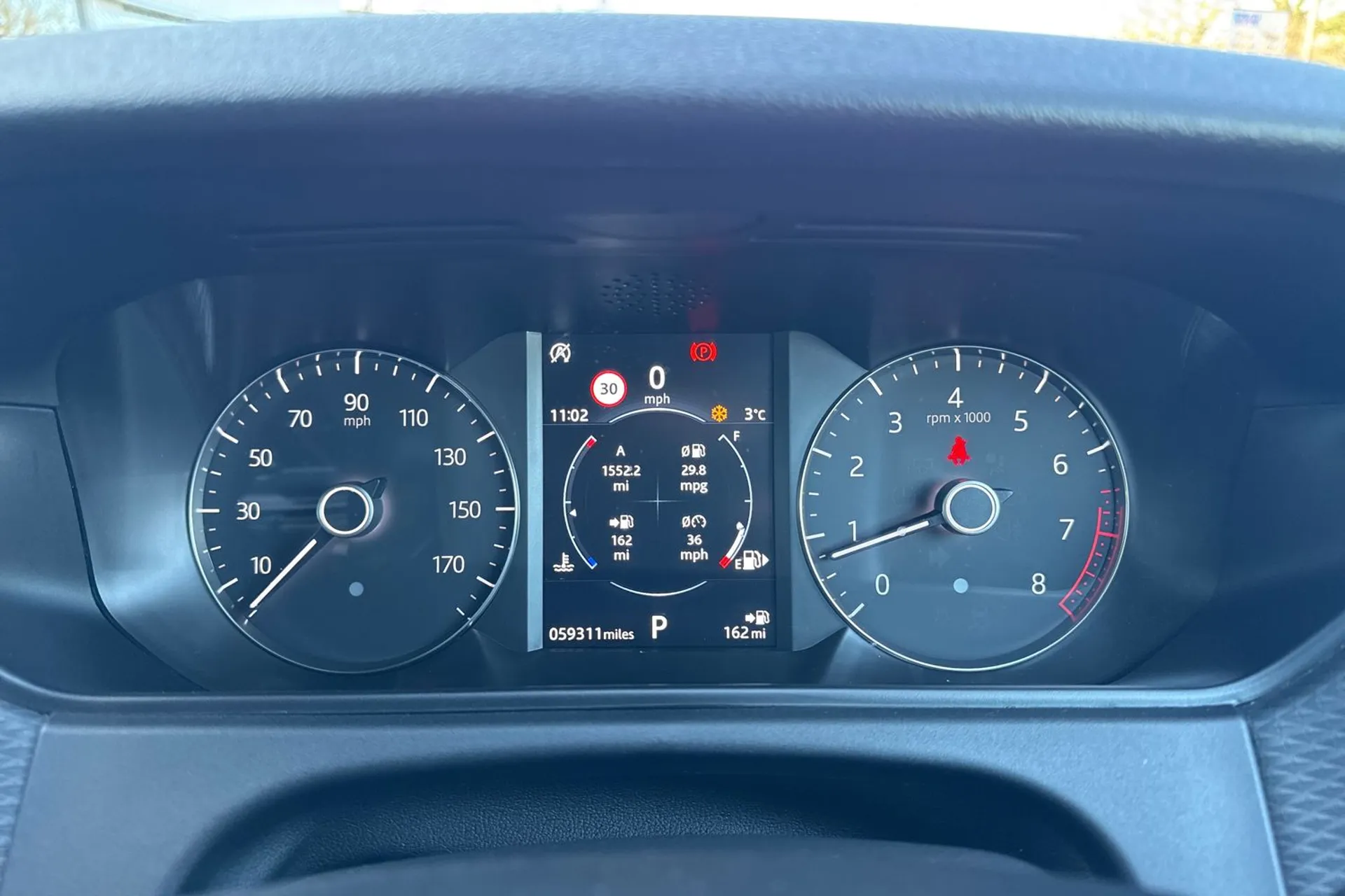 LAND ROVER RANGE ROVER VELAR thumbnail image number 42