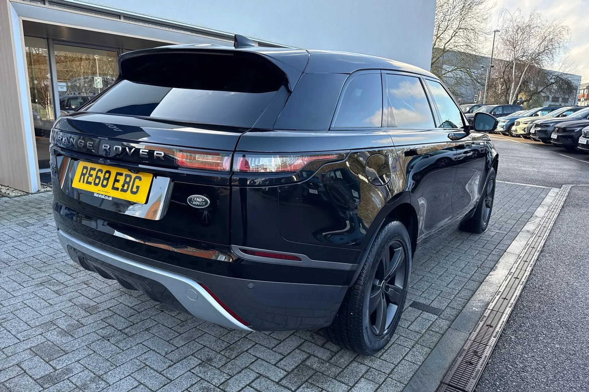 LAND ROVER RANGE ROVER VELAR thumbnail image number 8