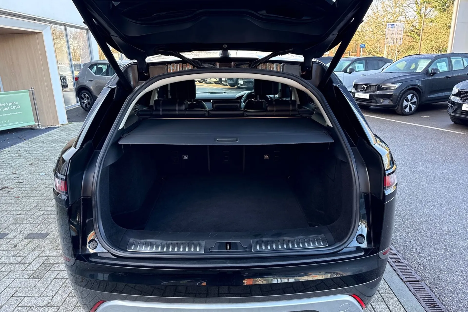 LAND ROVER RANGE ROVER VELAR thumbnail image number 20