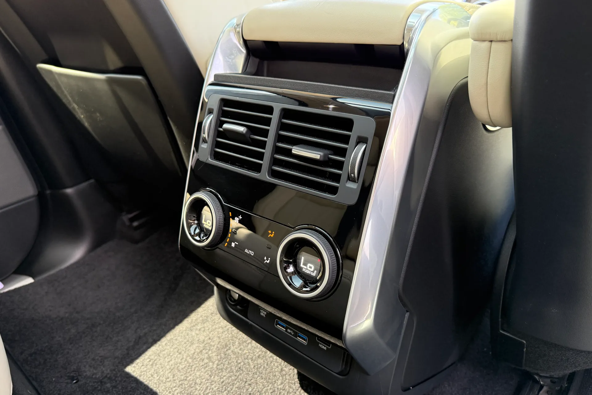 LAND ROVER RANGE ROVER SPORT thumbnail image number 43