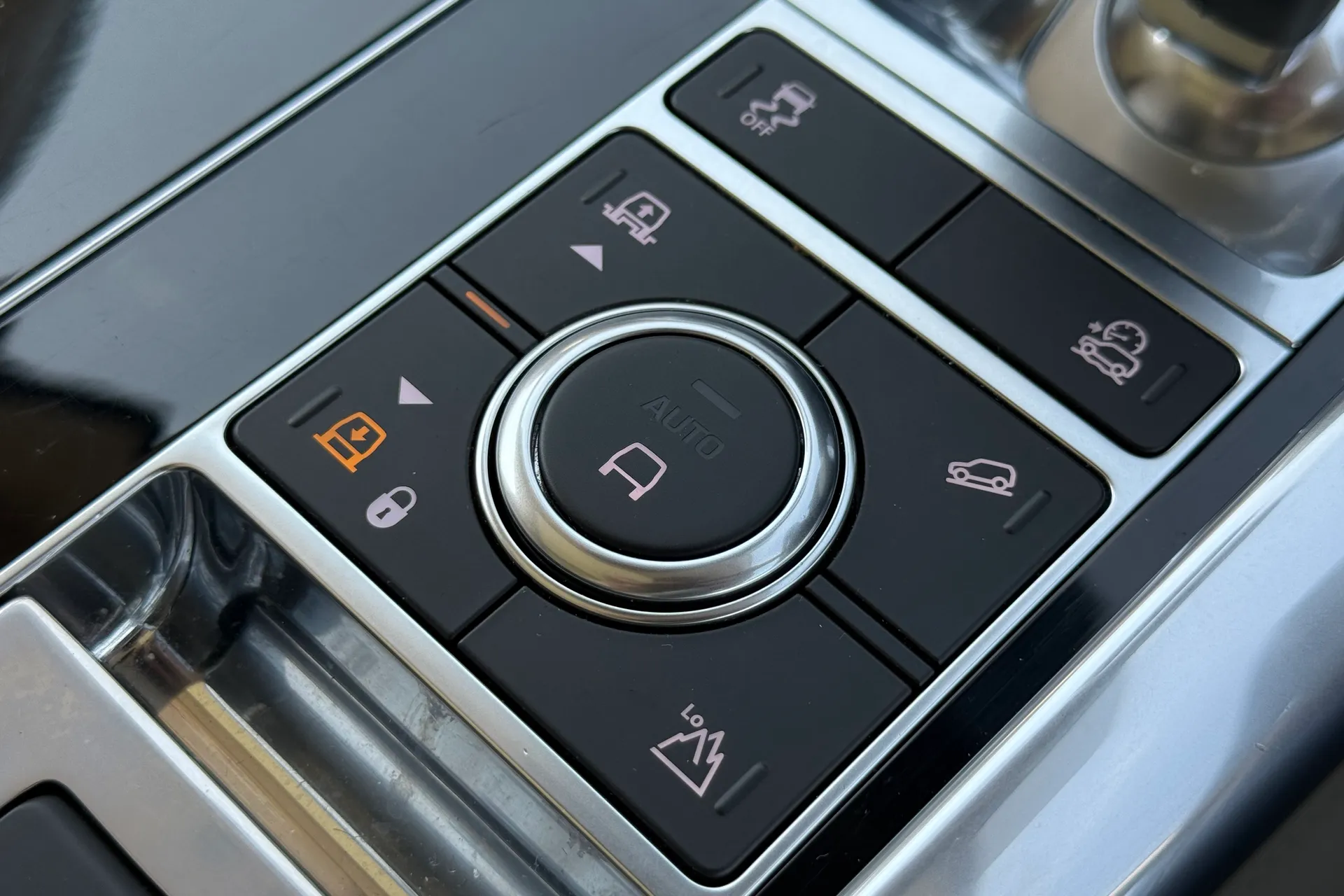 LAND ROVER RANGE ROVER SPORT thumbnail image number 22