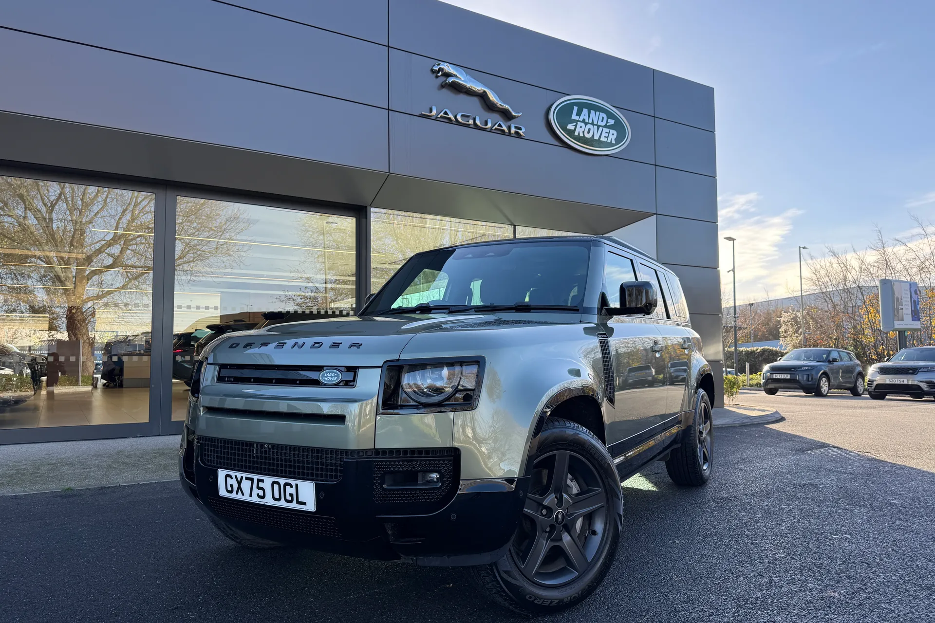 LAND ROVER DEFENDER thumbnail image number 28