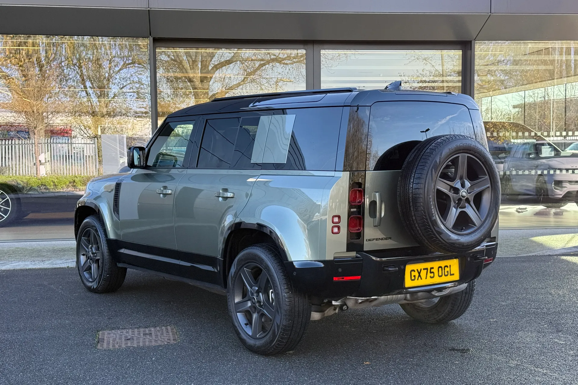 LAND ROVER DEFENDER thumbnail image number 58