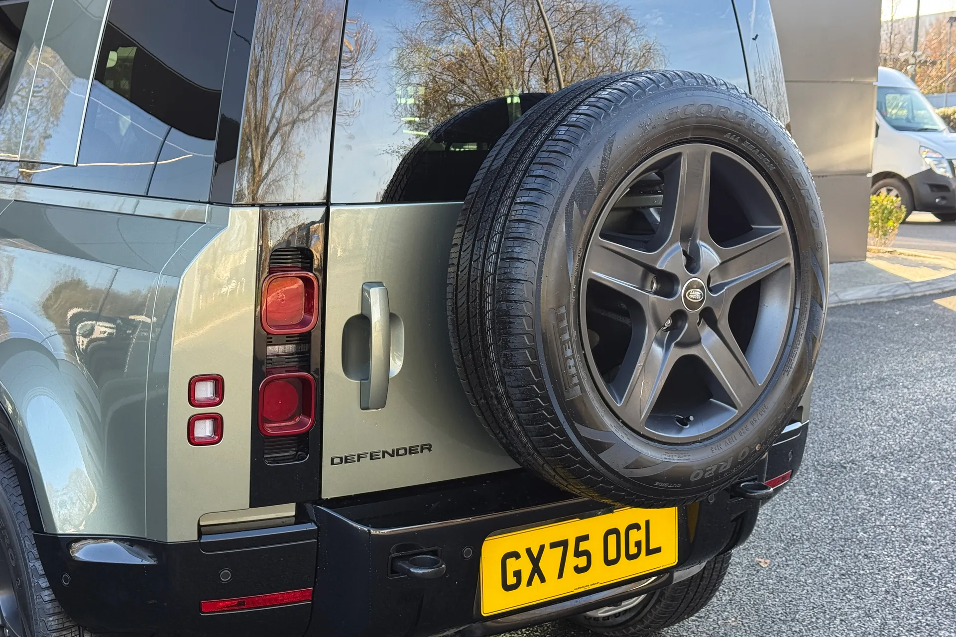 LAND ROVER DEFENDER thumbnail image number 46