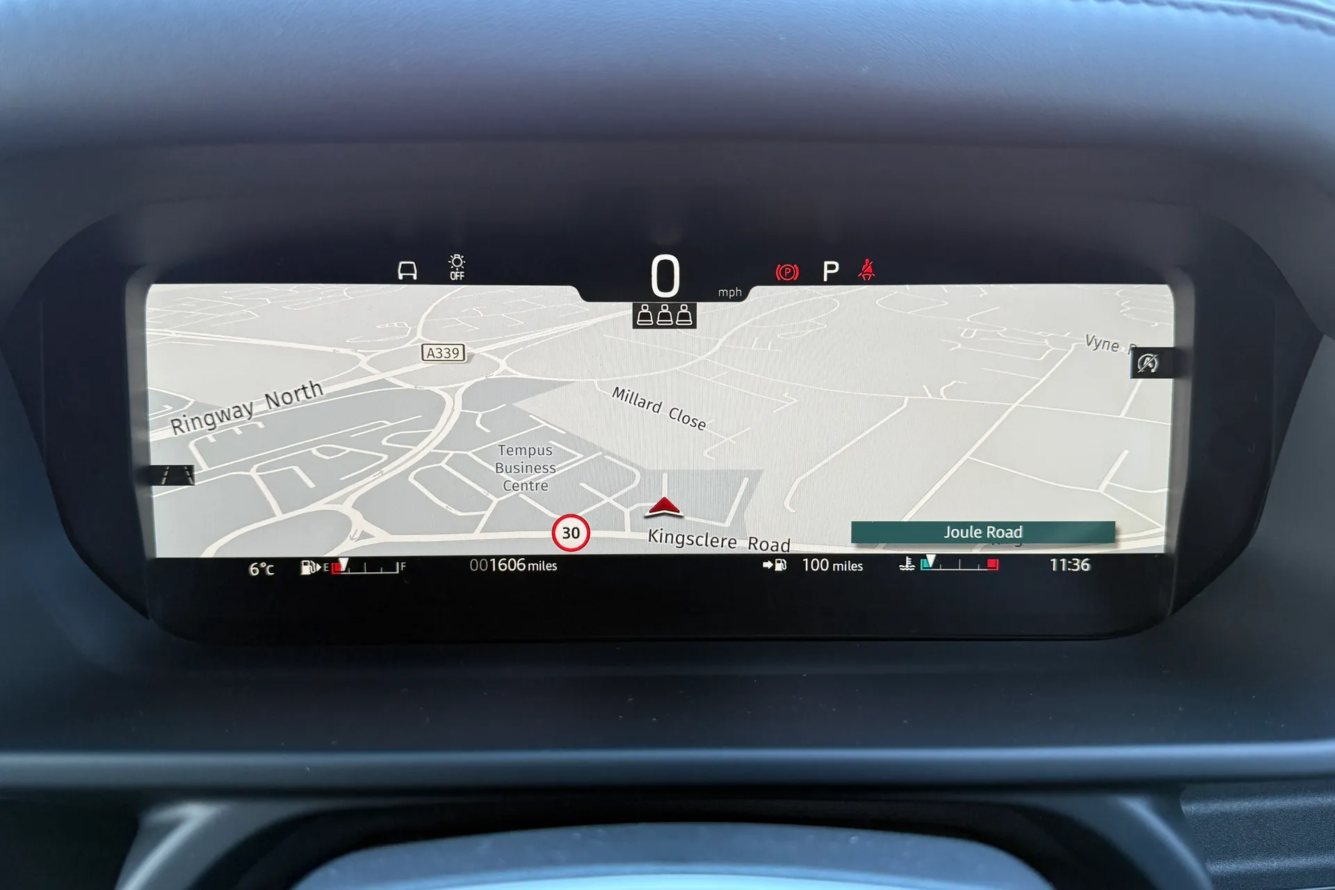 LAND ROVER DEFENDER thumbnail image number 22