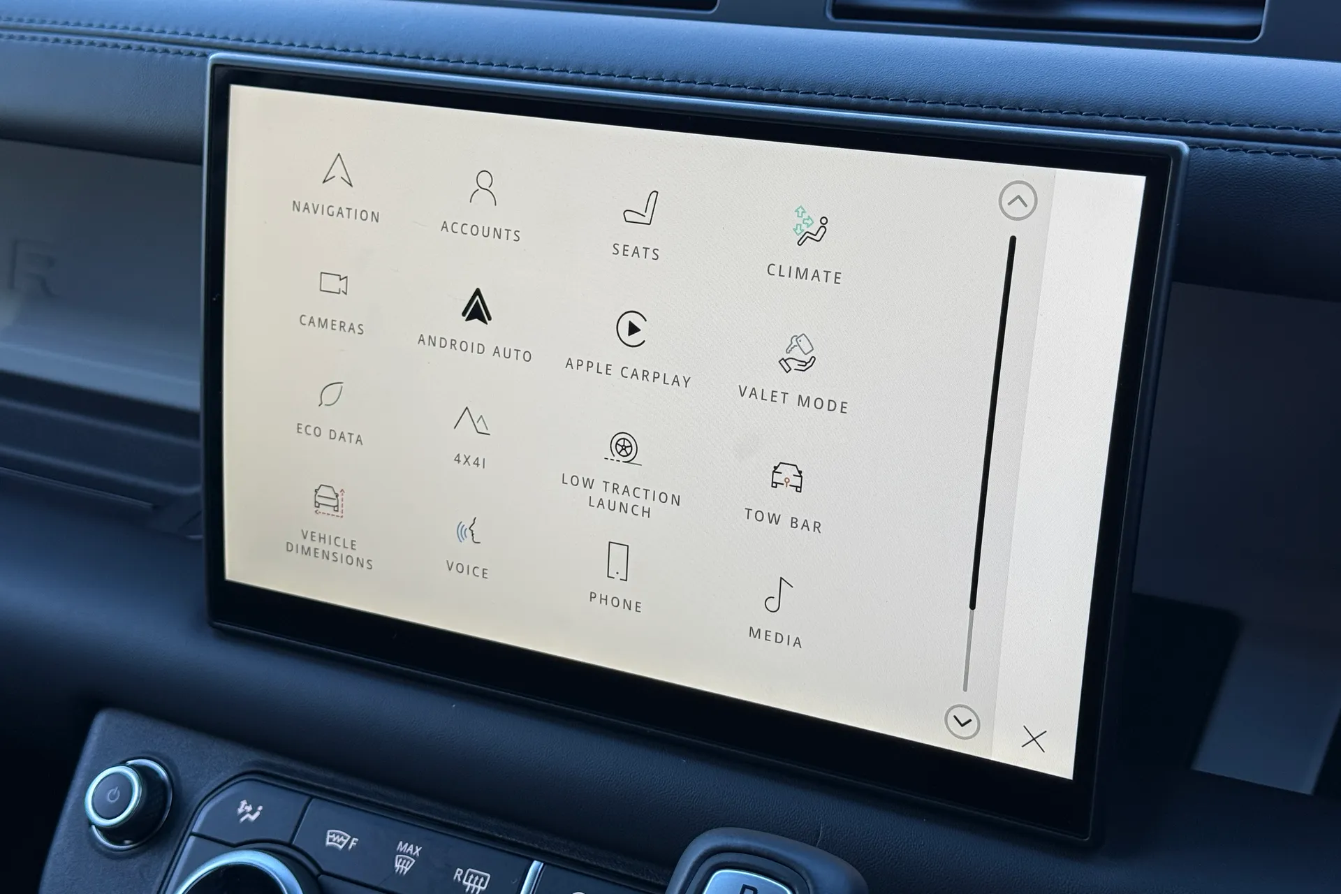 LAND ROVER DEFENDER thumbnail image number 48