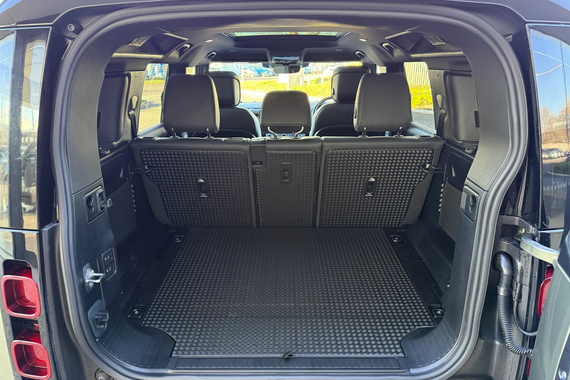 LAND ROVER DEFENDER thumbnail image number 42