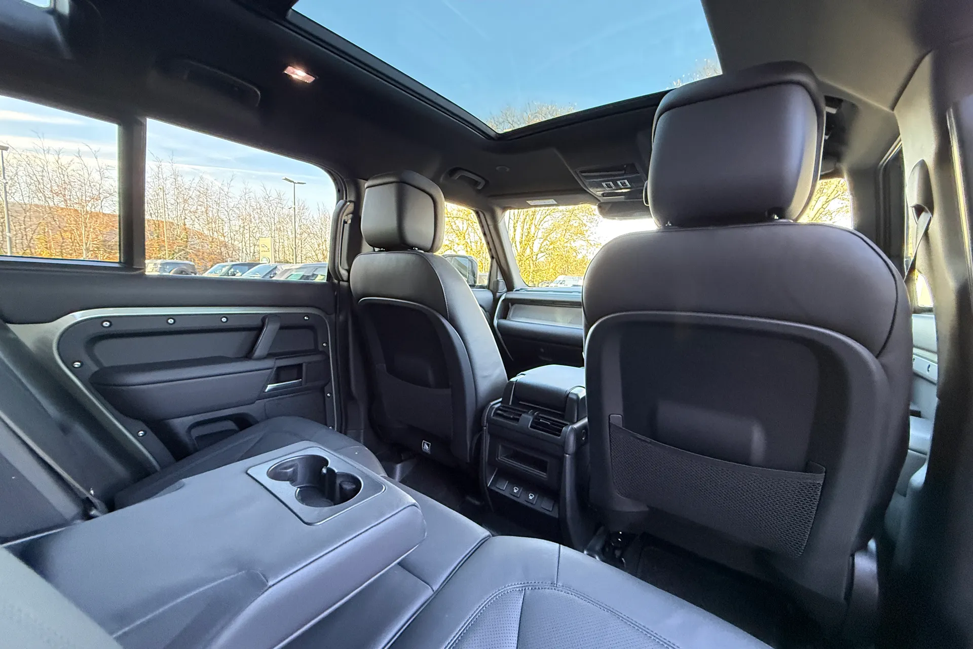 LAND ROVER DEFENDER thumbnail image number 45