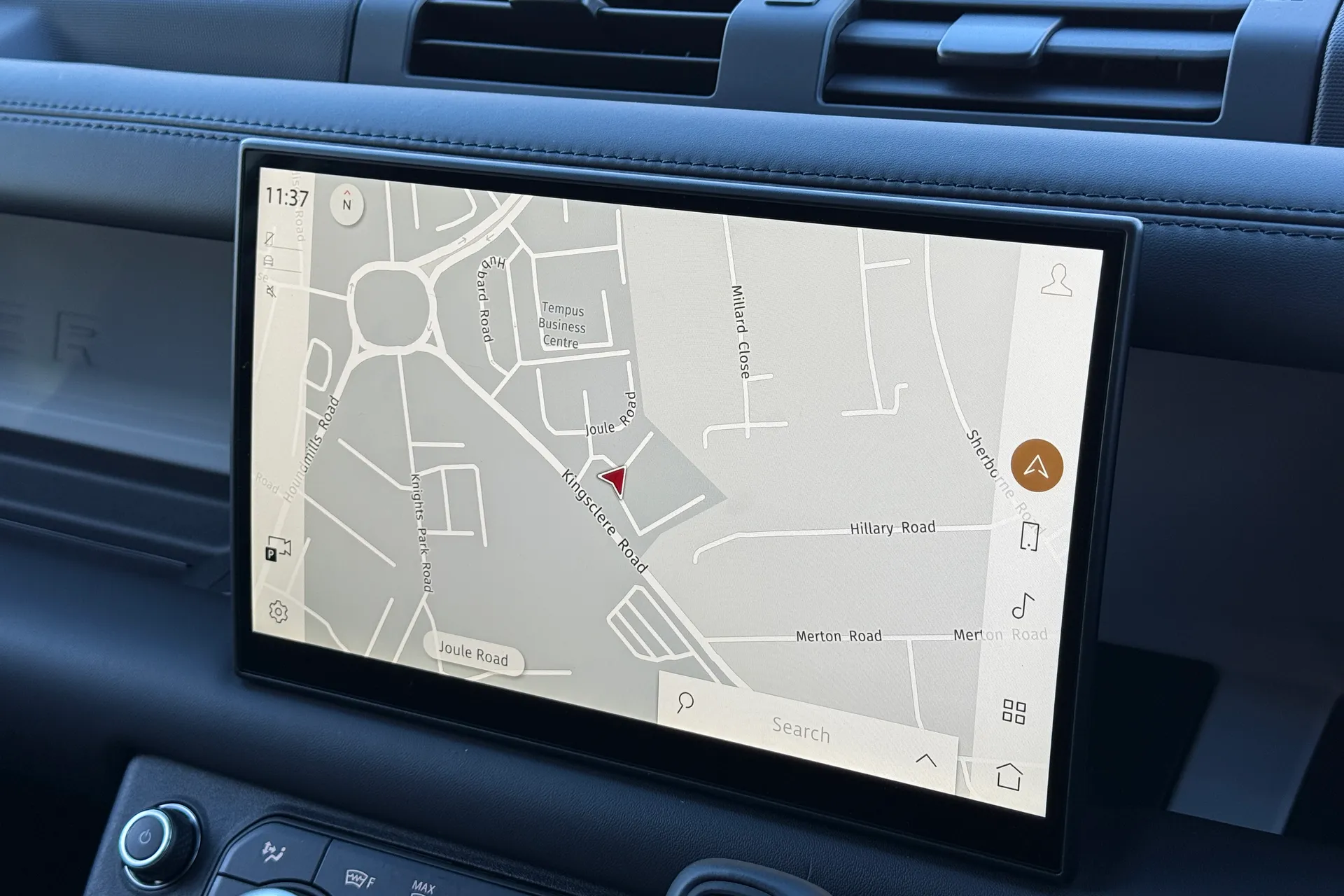 LAND ROVER DEFENDER thumbnail image number 29