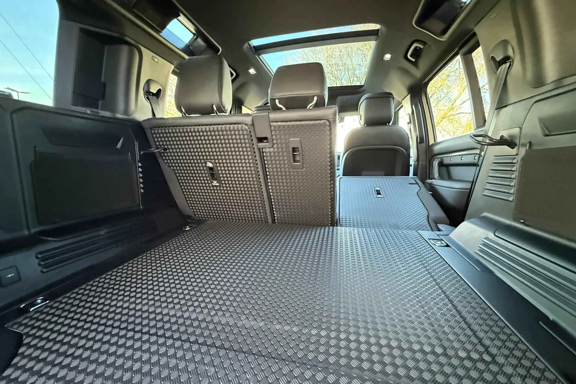 LAND ROVER DEFENDER thumbnail image number 44